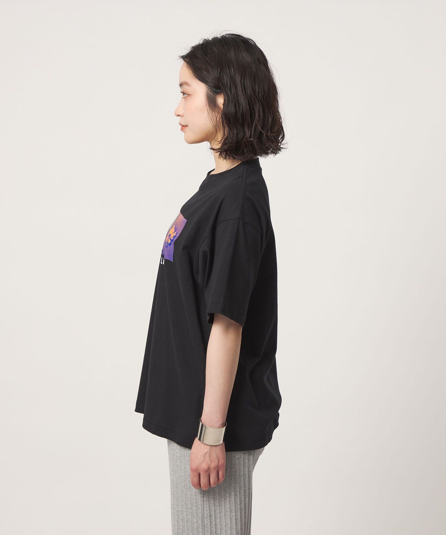 42176000035-d06.jpg