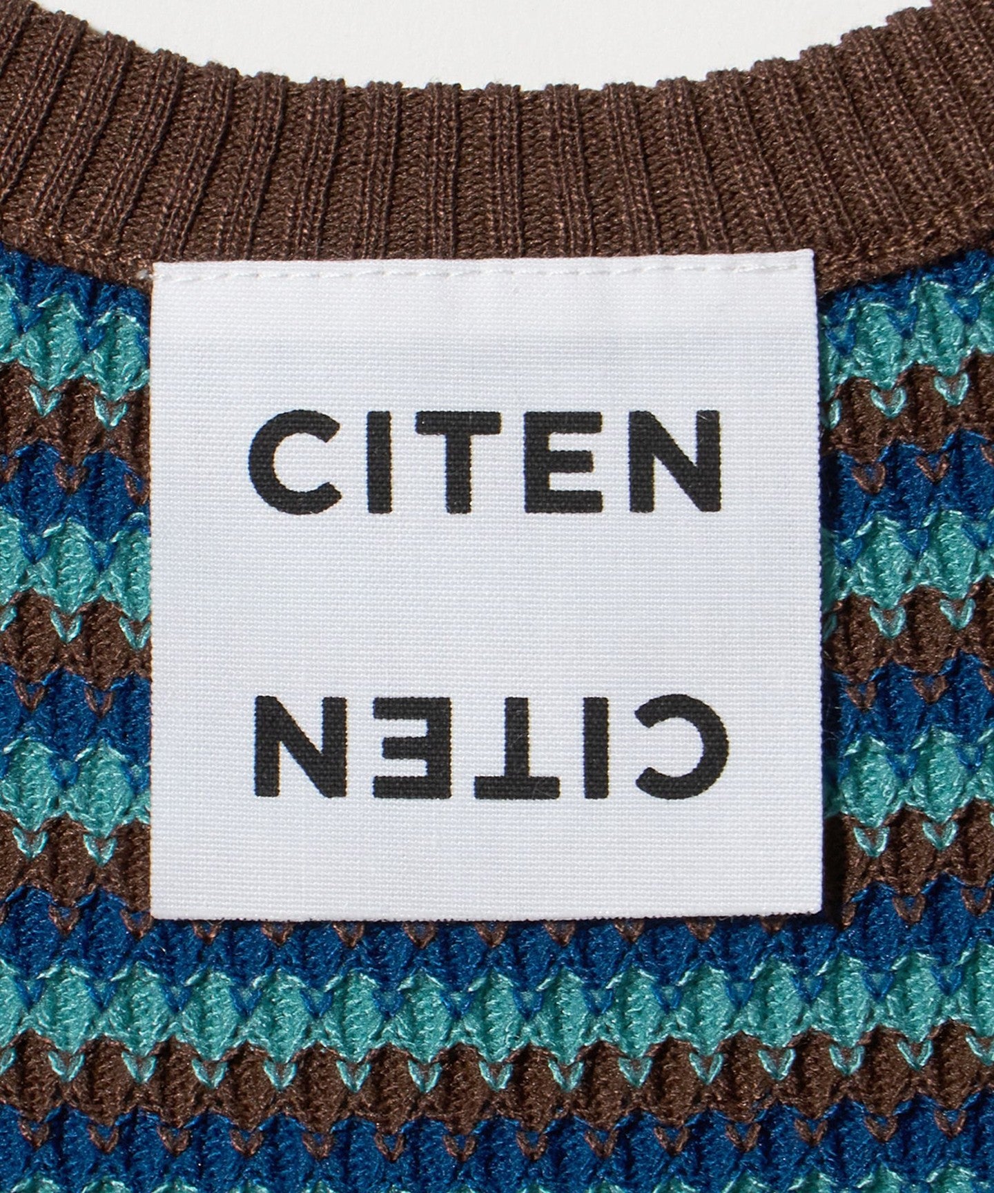 42181000001-d17.jpg