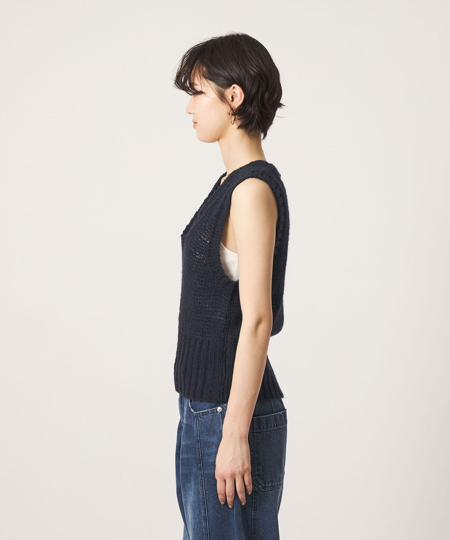42186000011-d08.jpg