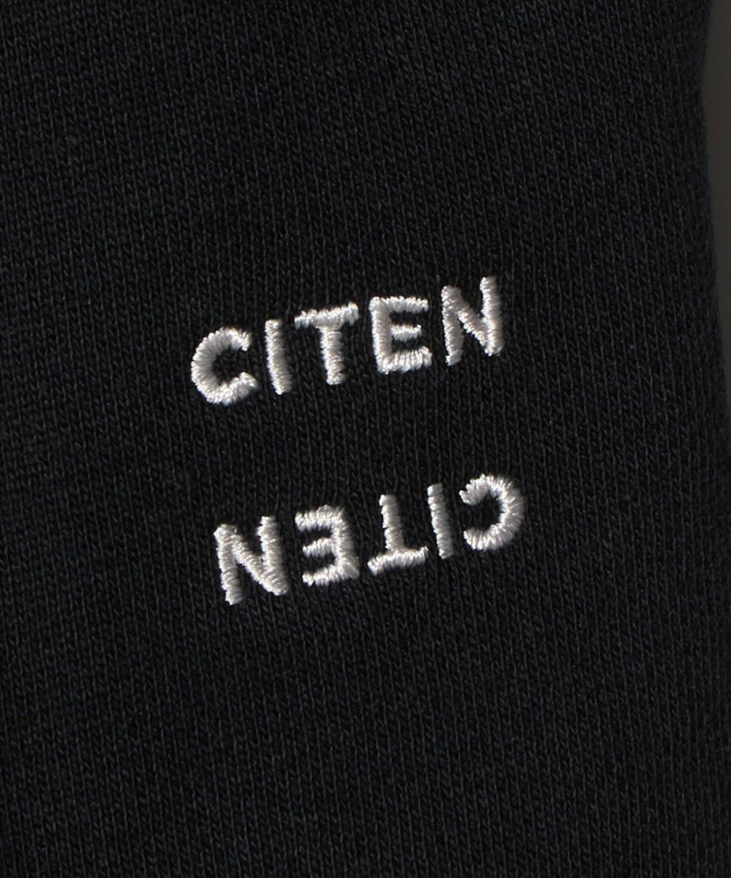 42246000003-d27.jpg