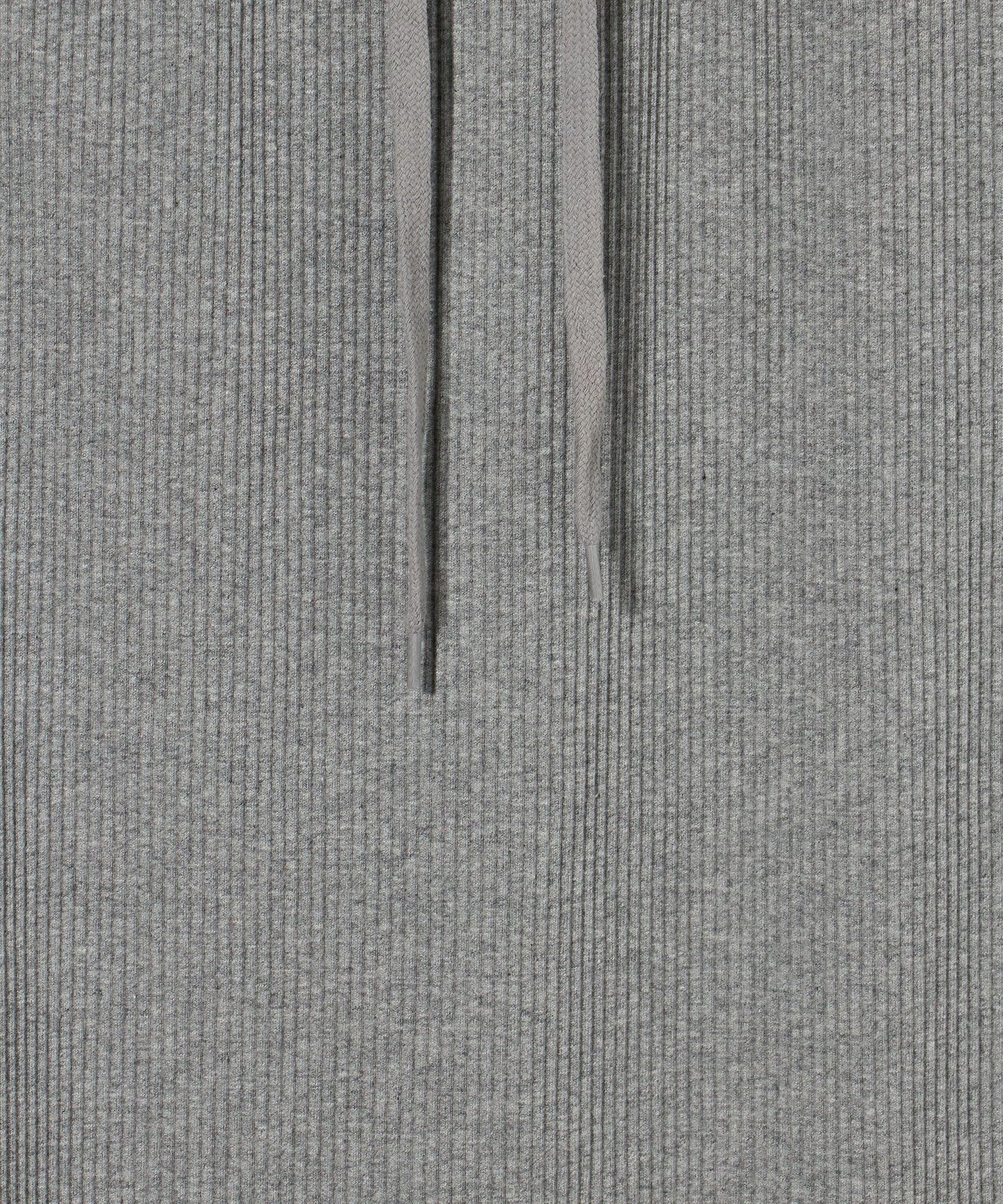 42246990064-d18.jpg