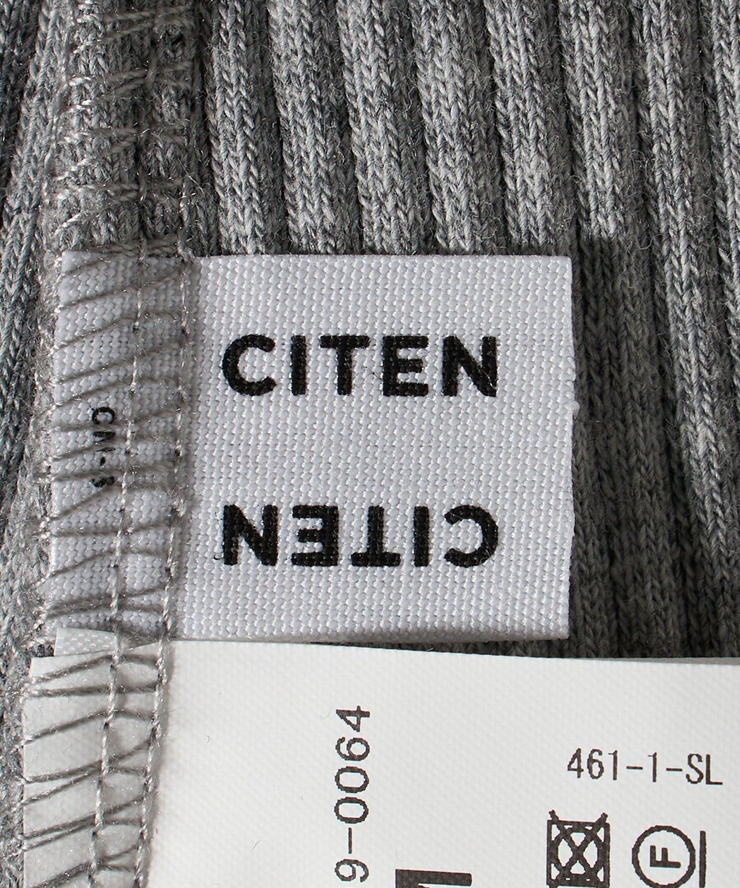 42246990064-d34.jpg