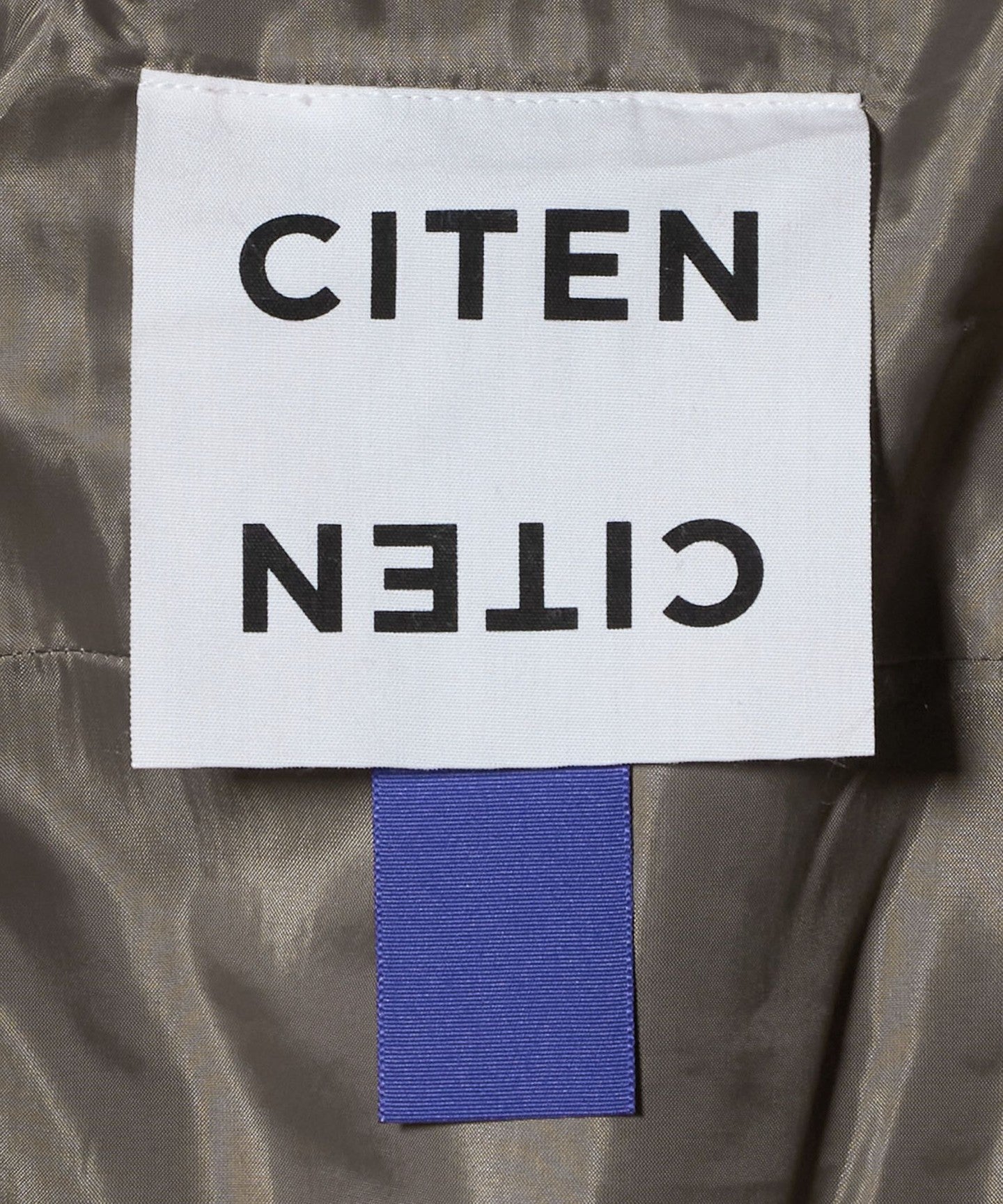 42256000006-d10.jpg