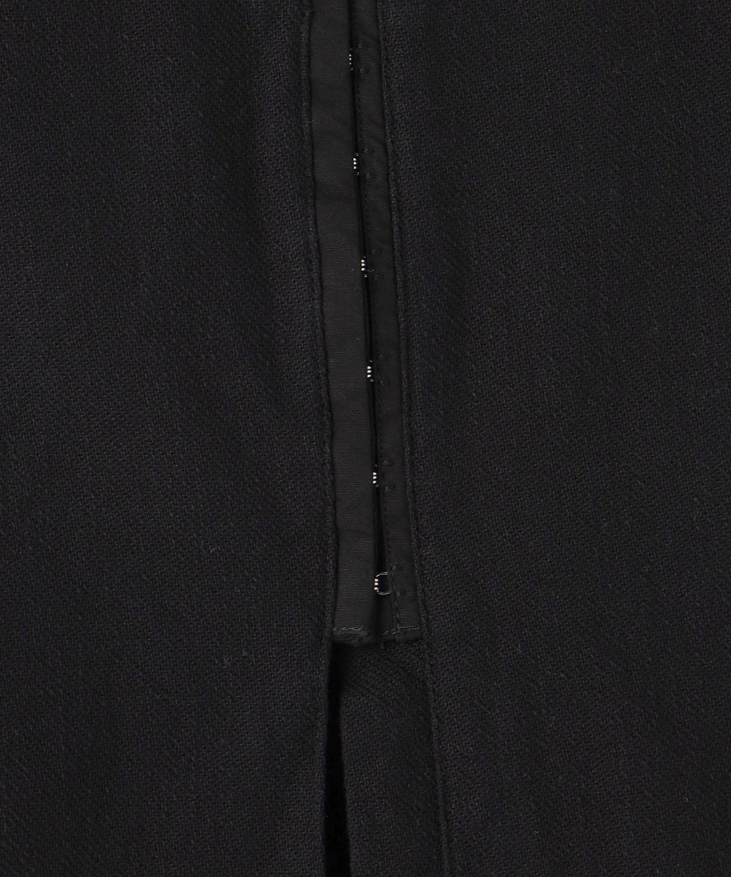 42256990063-d29.jpg