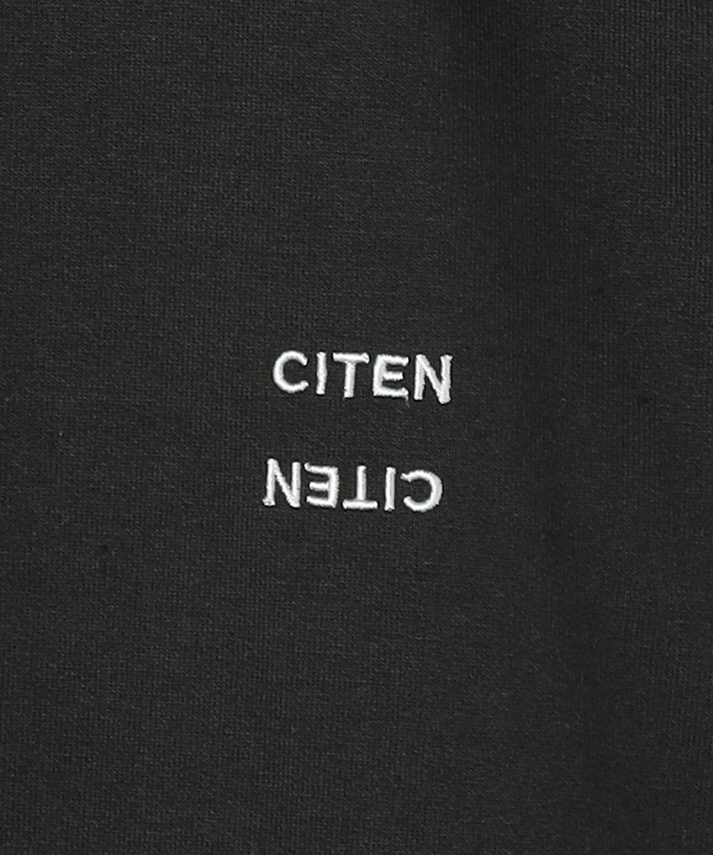 42266990072-d17.jpg