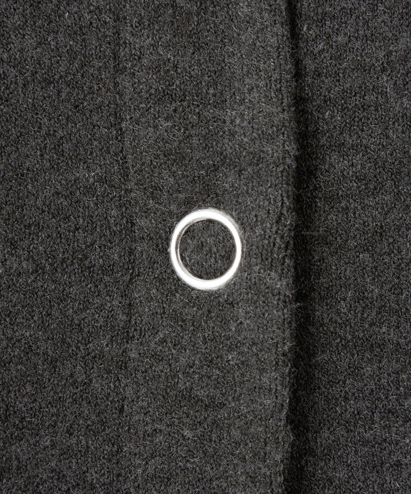 42281060034-d24.jpg