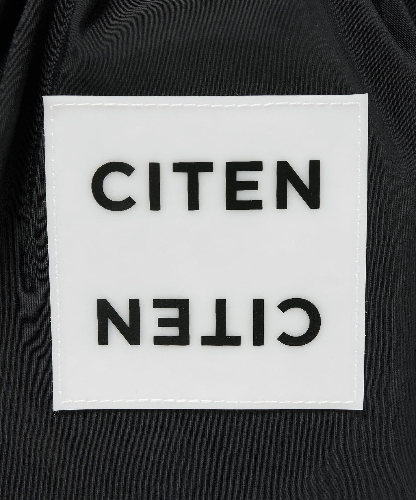 42326000014-d21.jpg