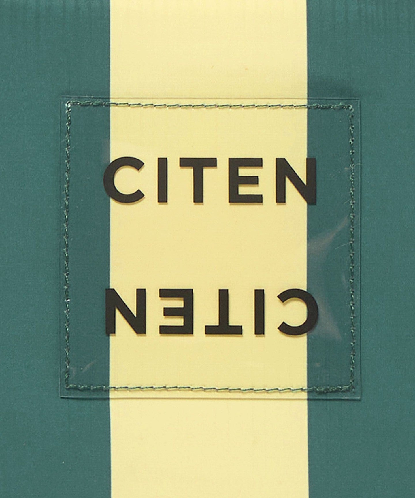 42326000077-d14.jpg