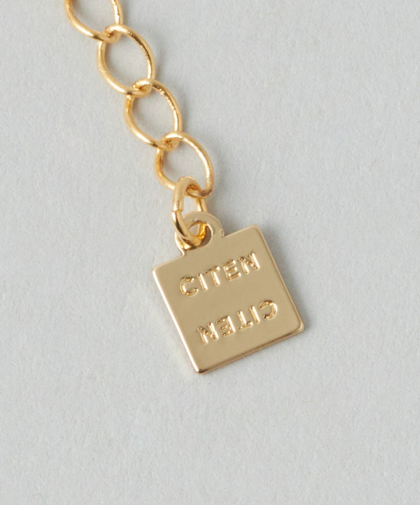 42336990221-d08.jpg