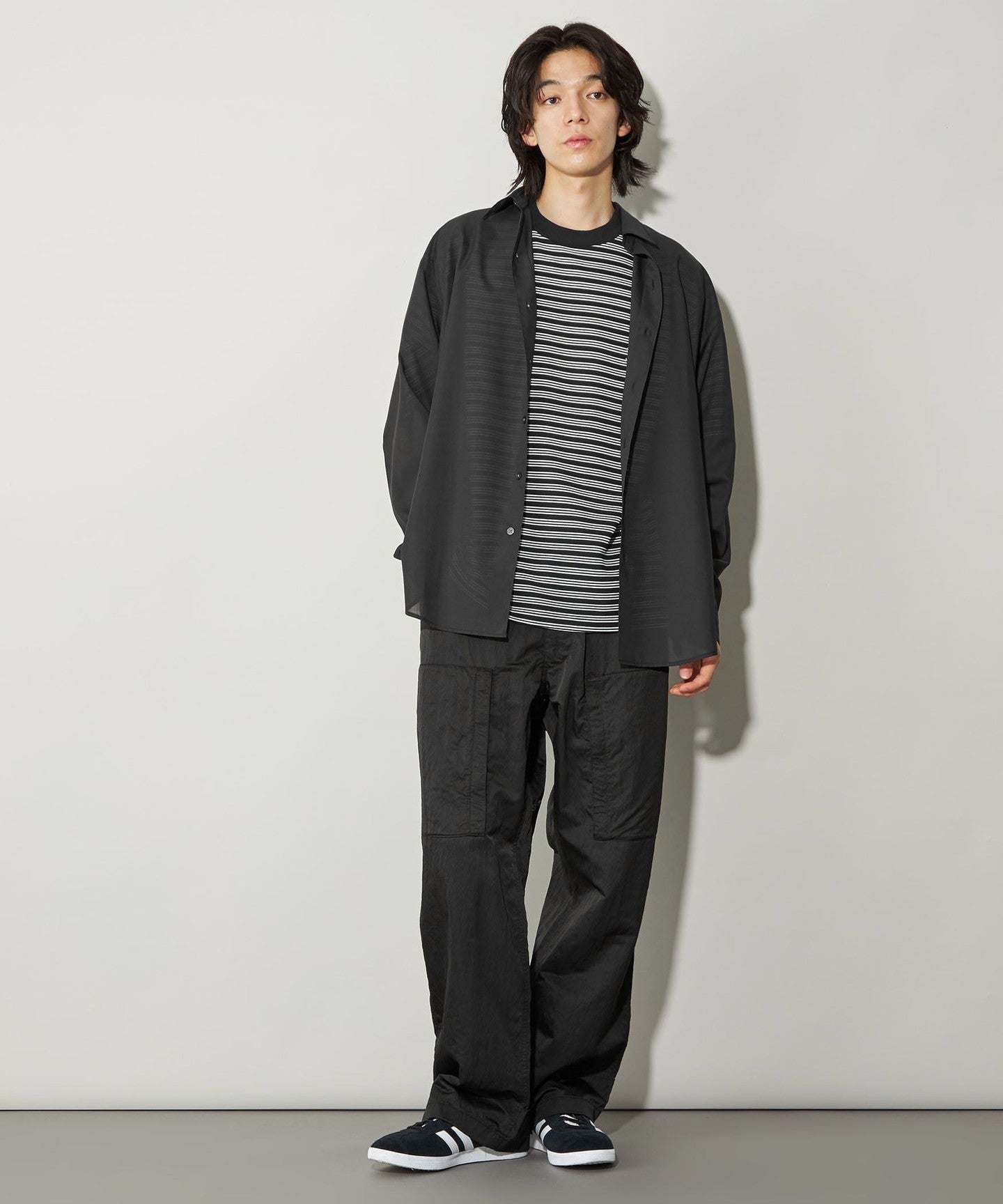 42516990114-d05.jpg