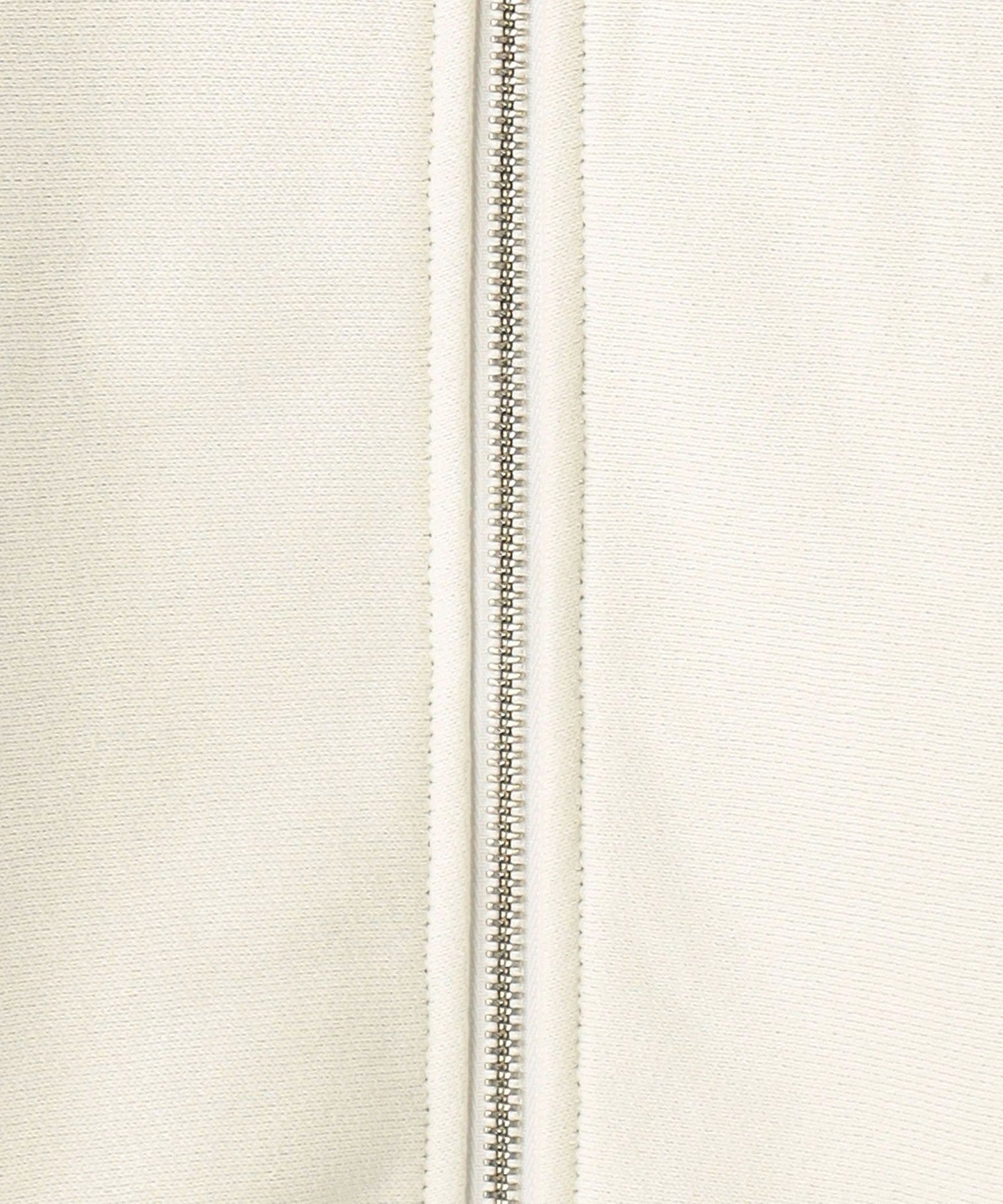 42521990063-d24.jpg