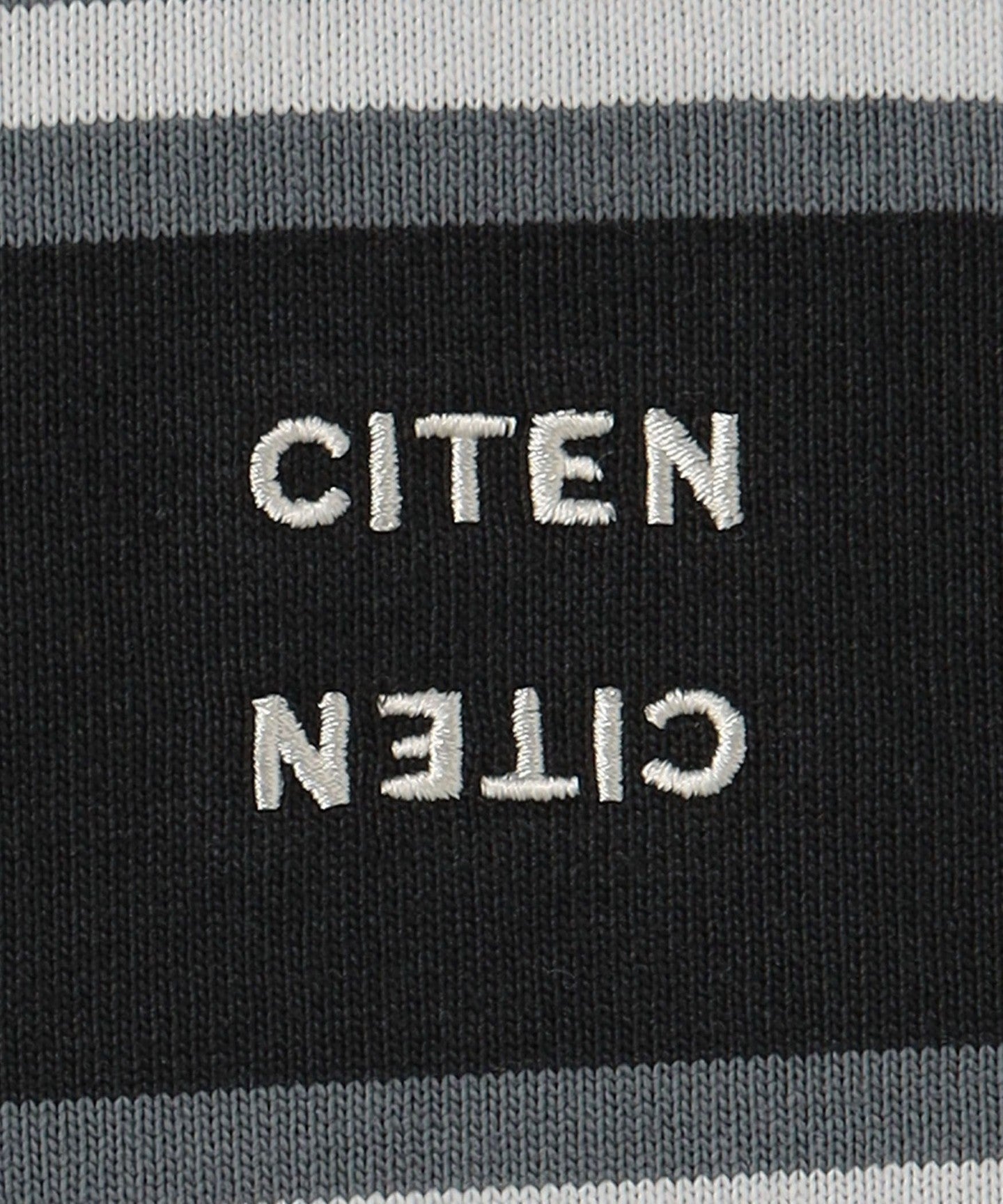 42521990085-d25.jpg