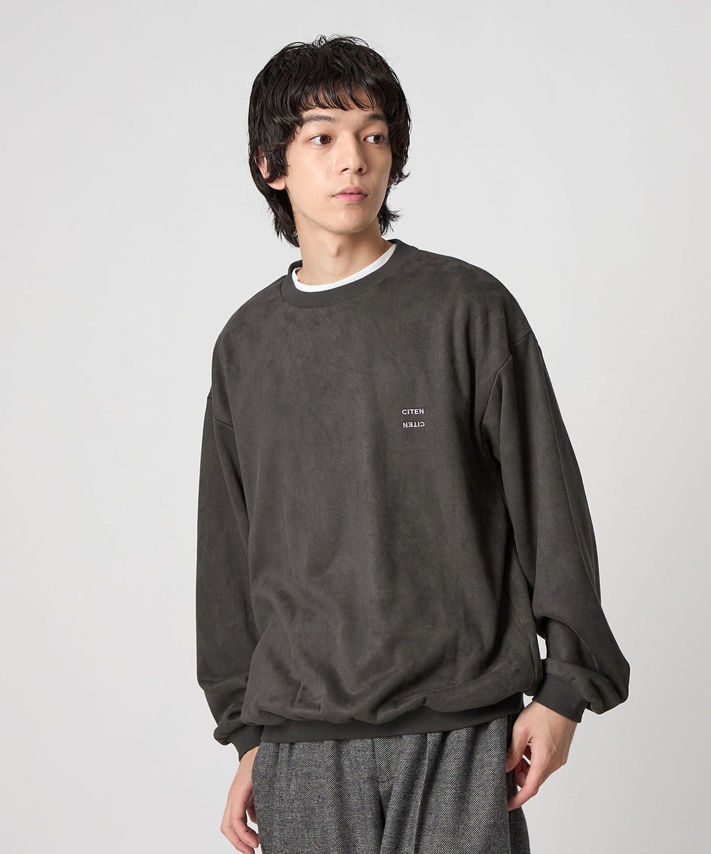 42526000004-d01.jpg