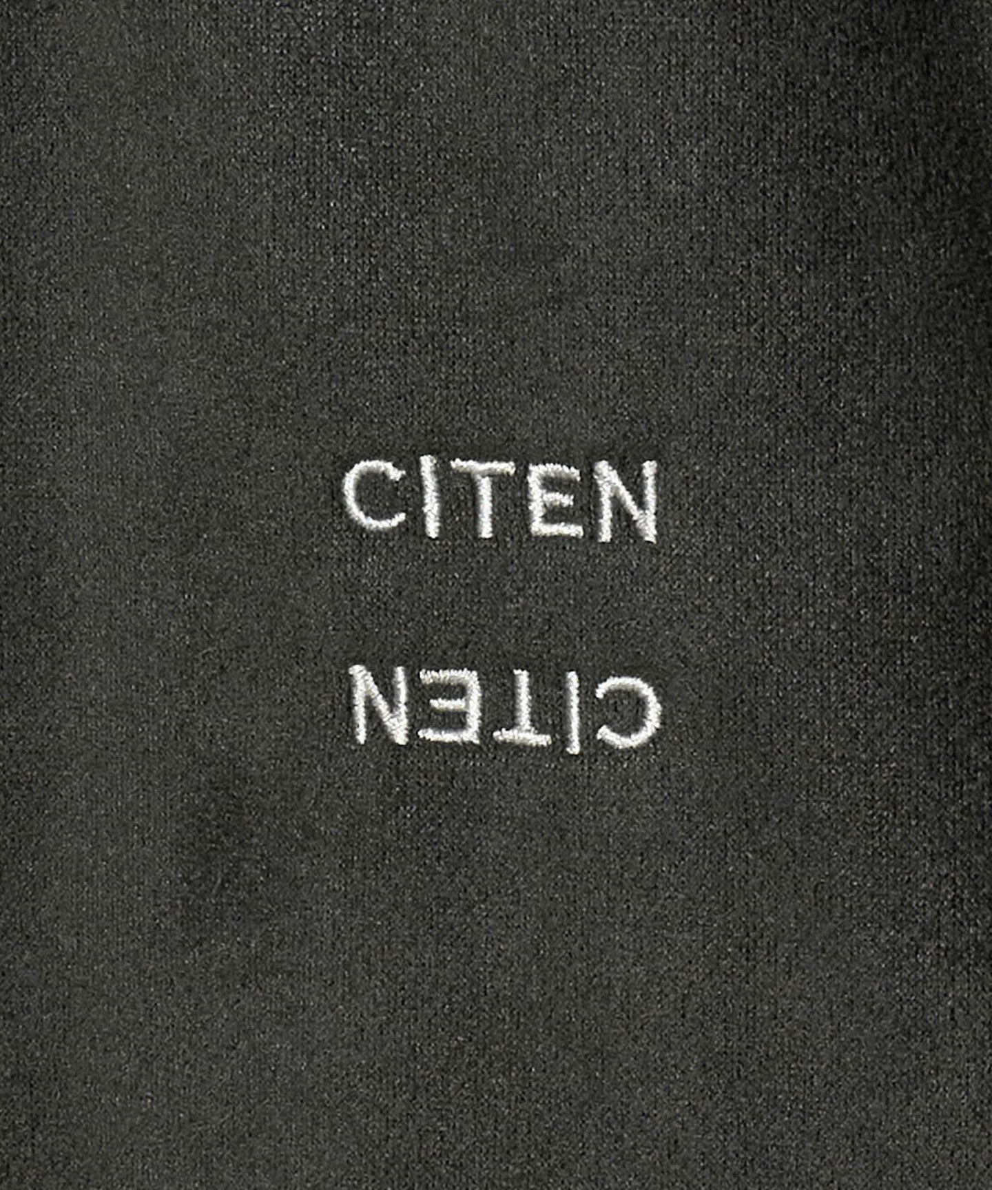 42526000004-d12.jpg