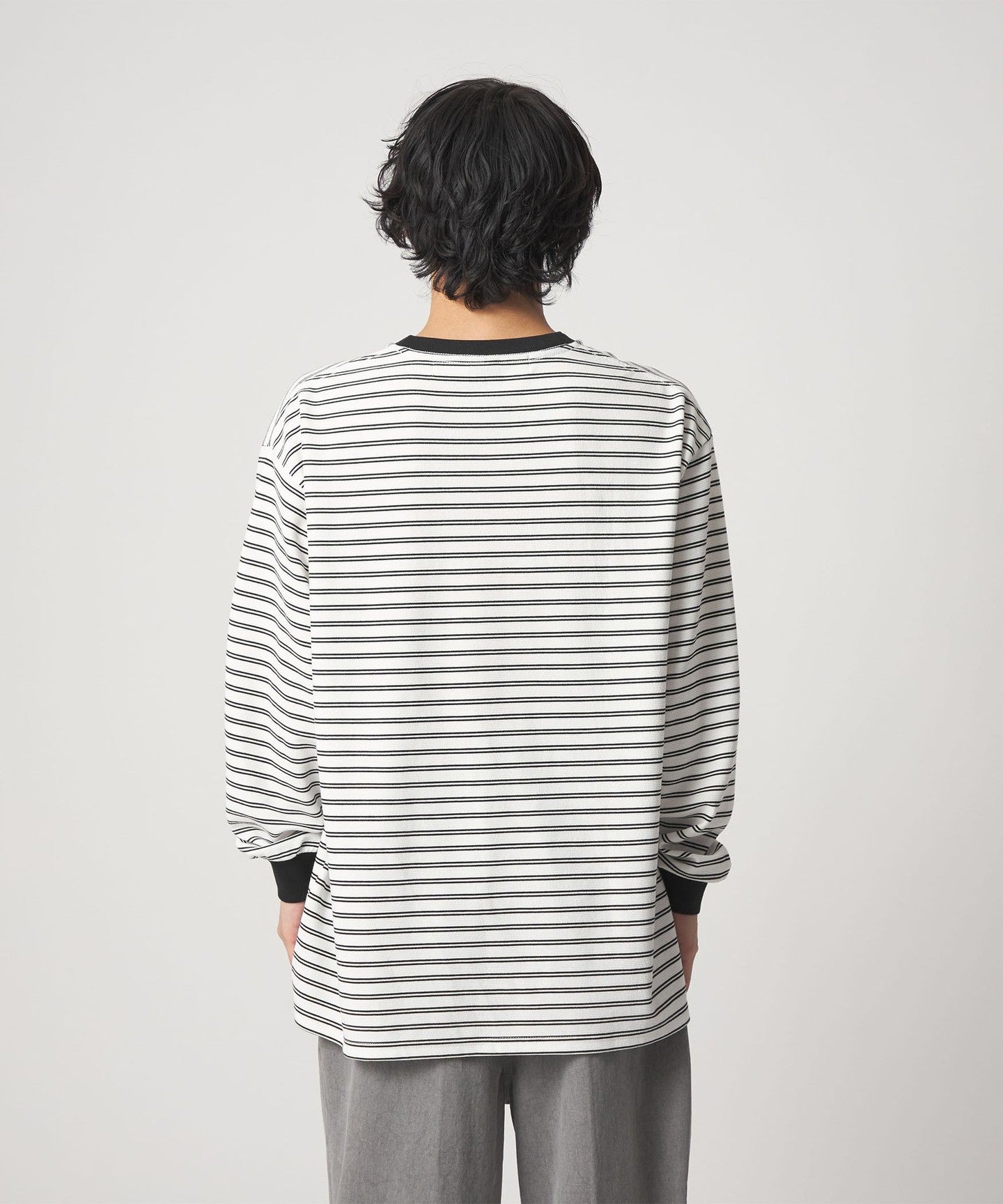 42526000007-d07.jpg