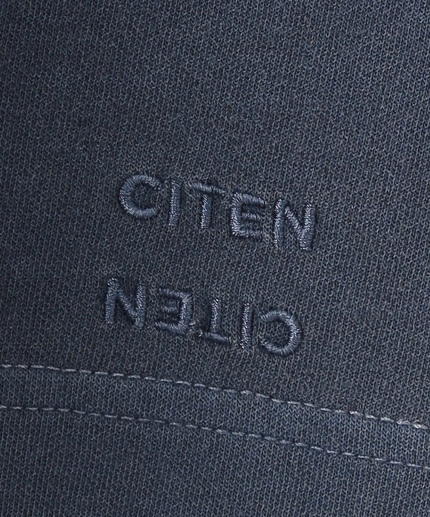 42526990076-d04.jpg
