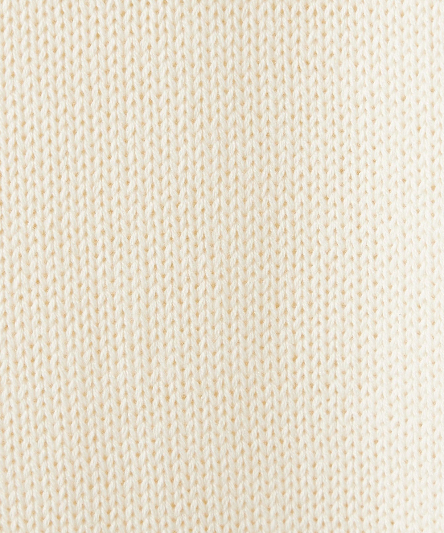 42536990023-d24.jpg