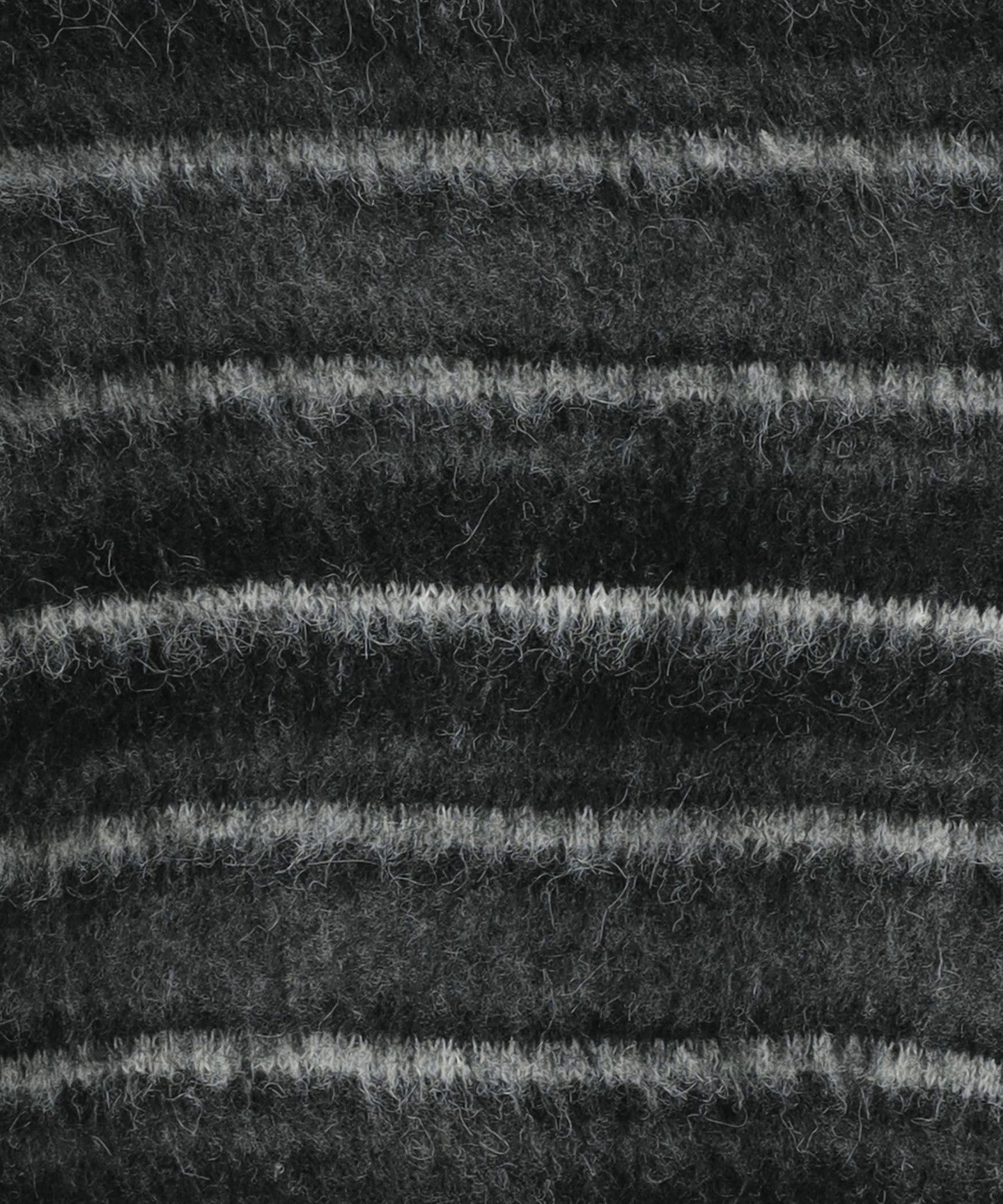 42536990026-d28.jpg