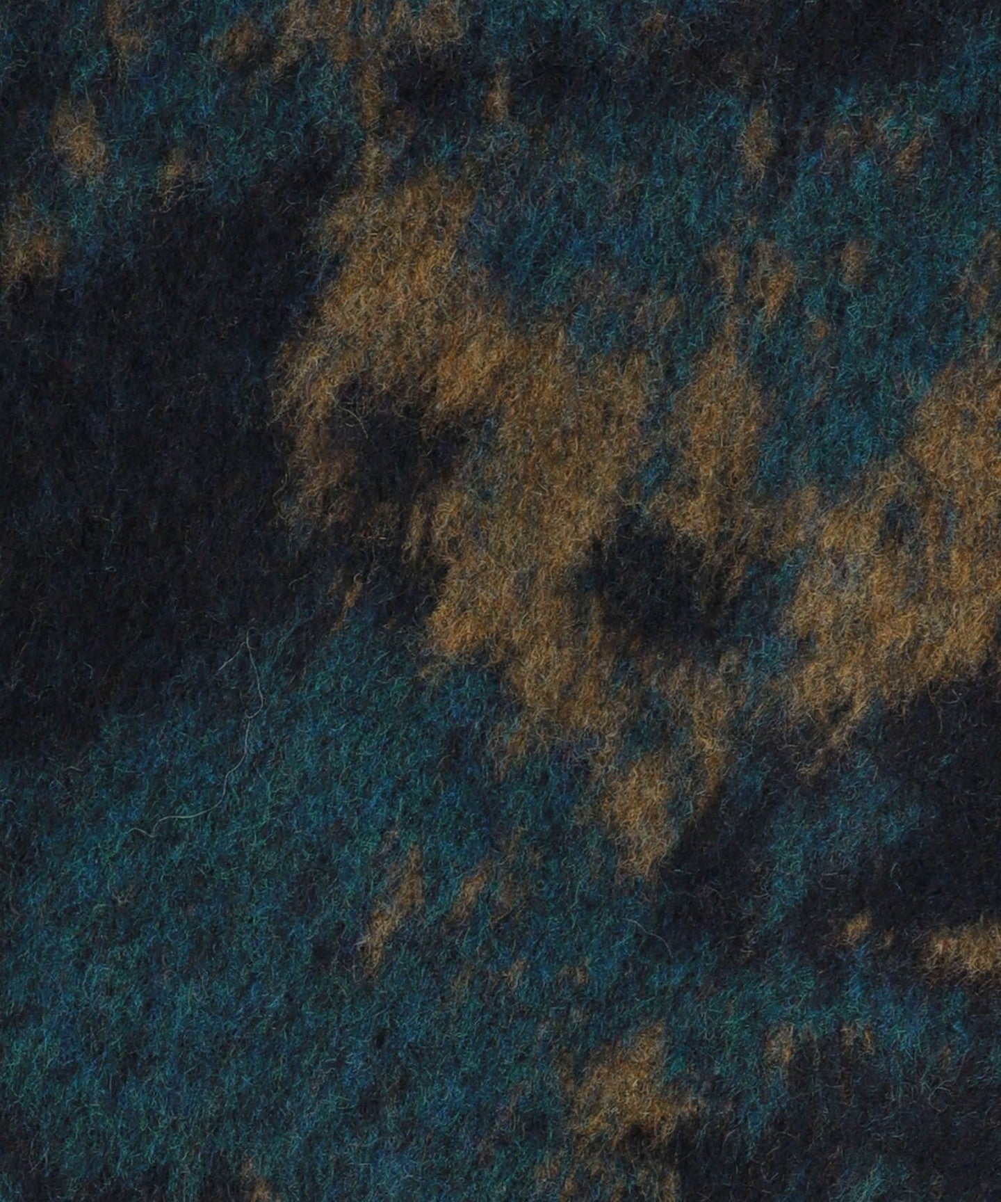 42536990027-d24.jpg