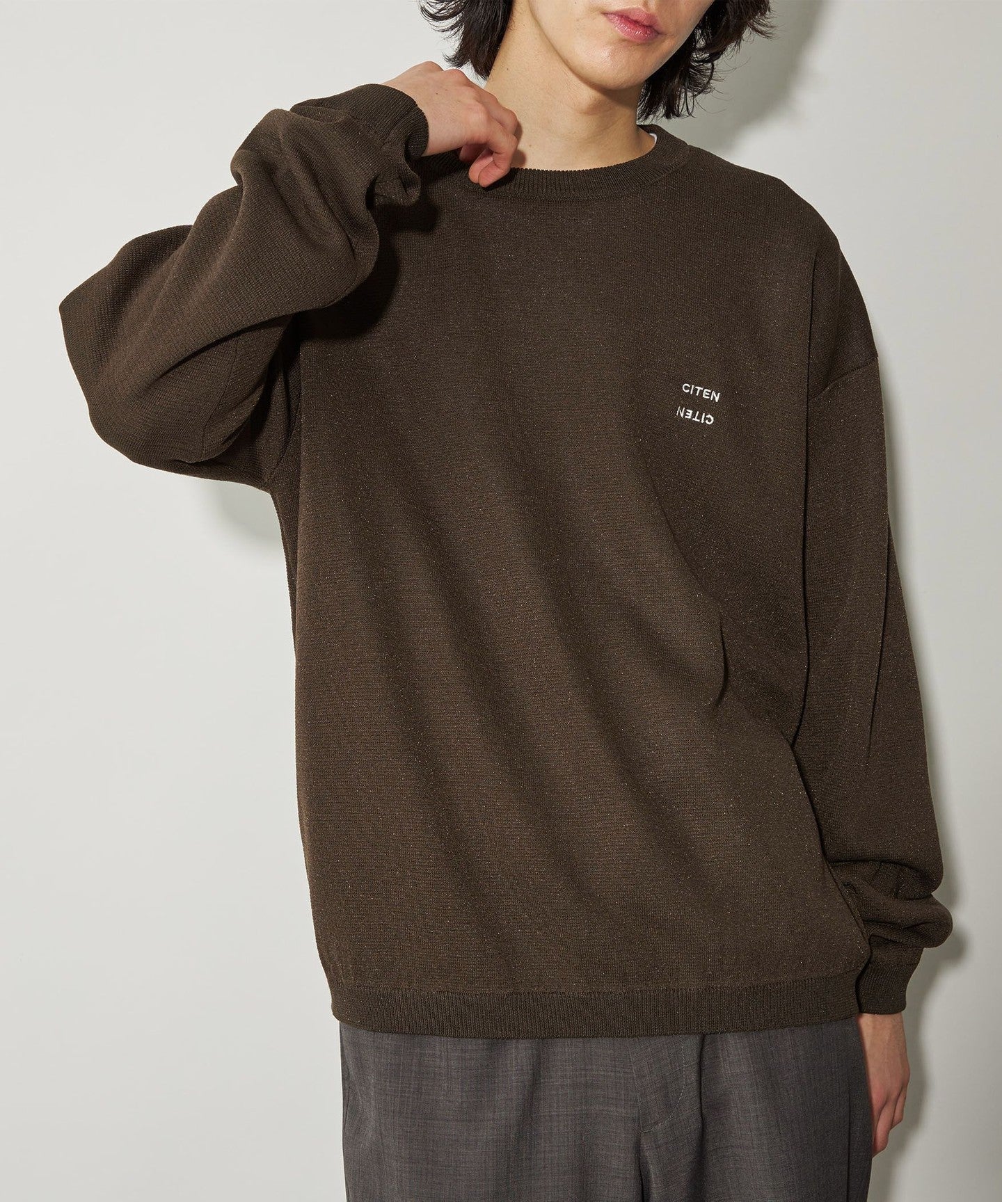 42536990034-d01.jpg