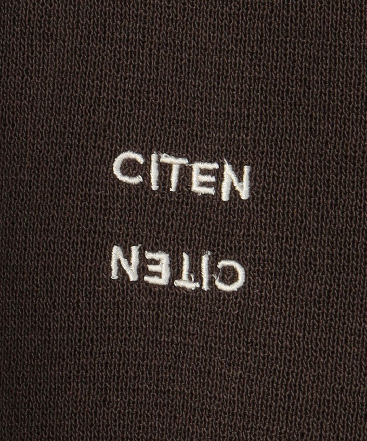 42536990034-d17.jpg