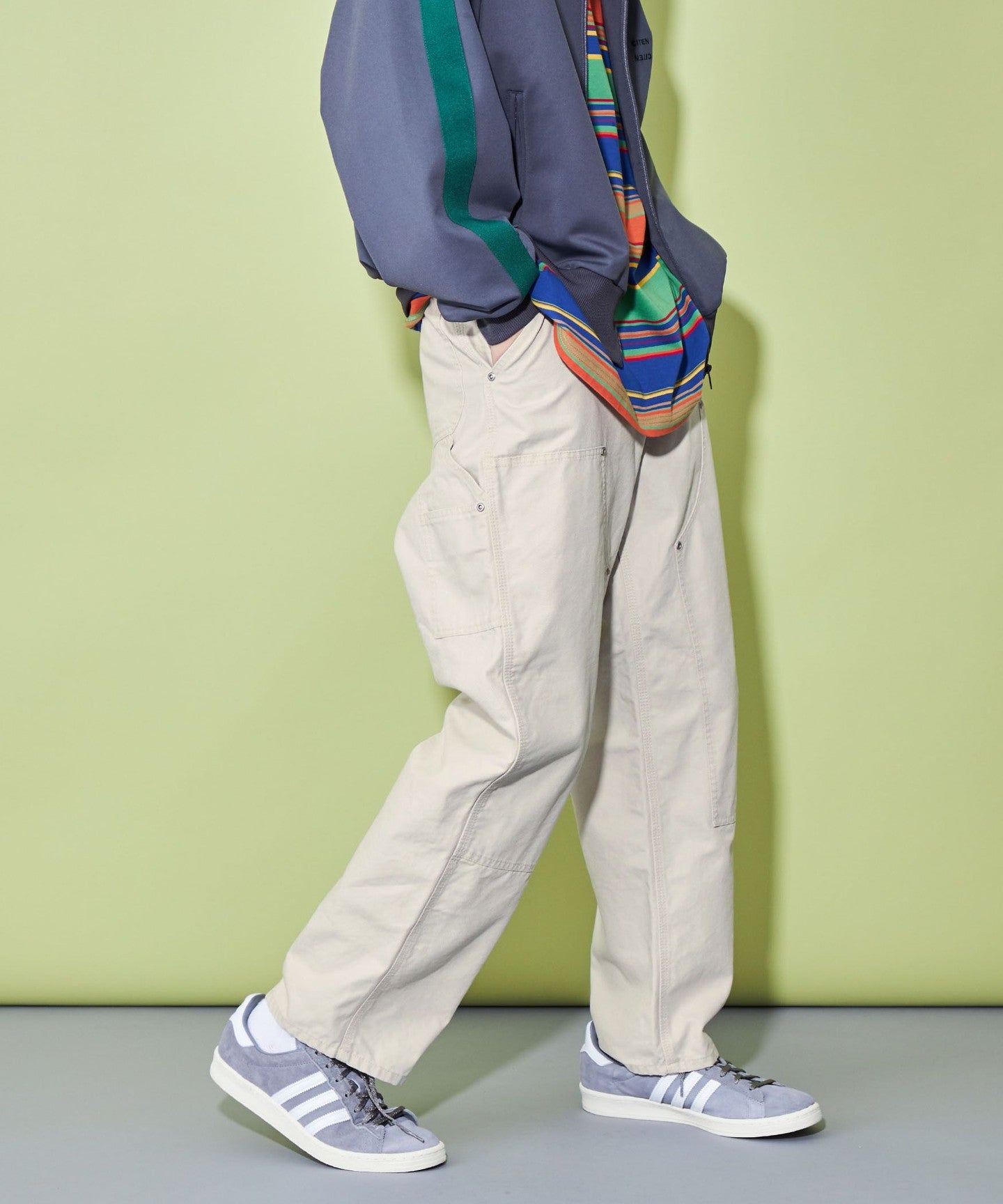 42546990092-d04.jpg