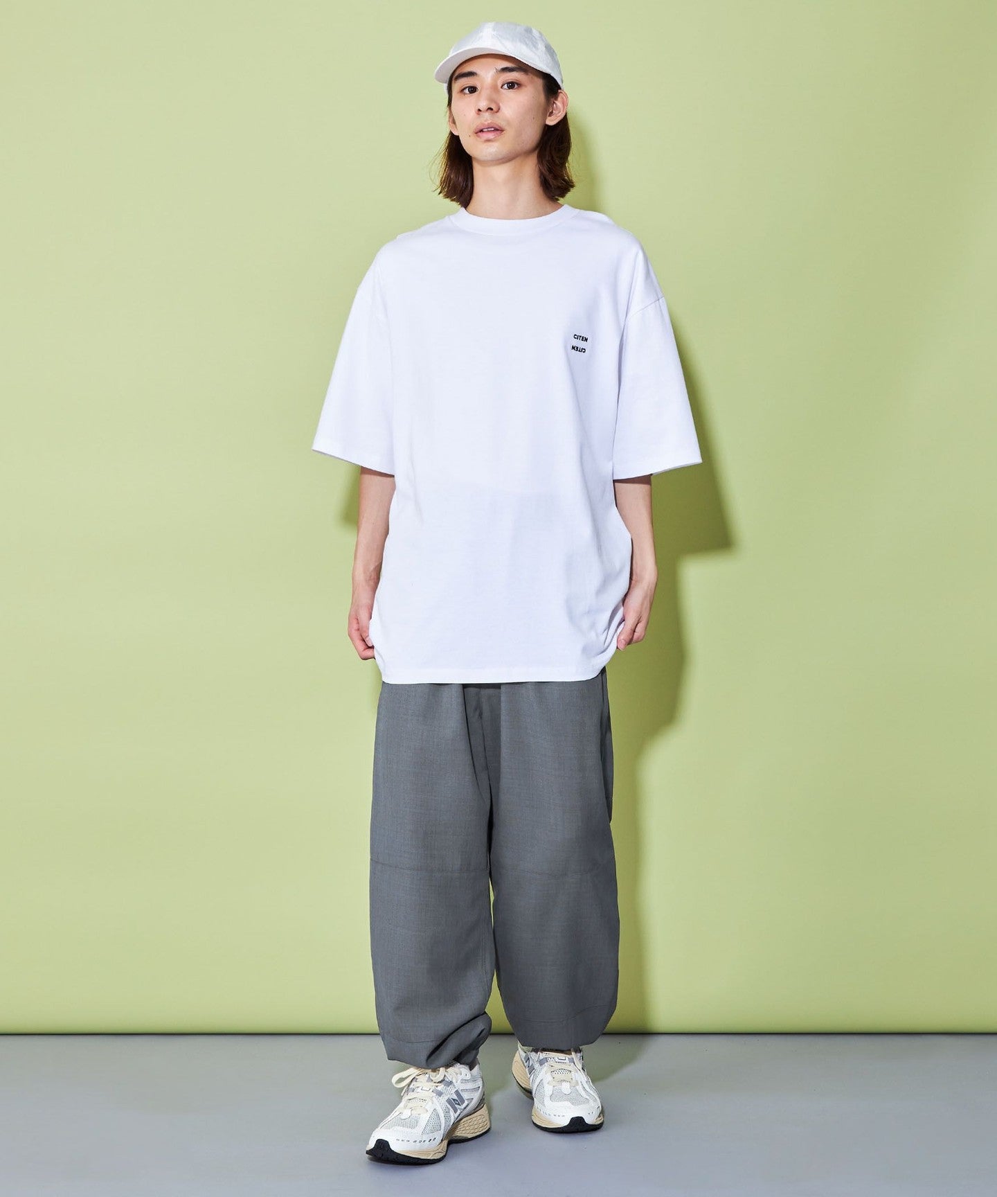 42546990098-d03.jpg