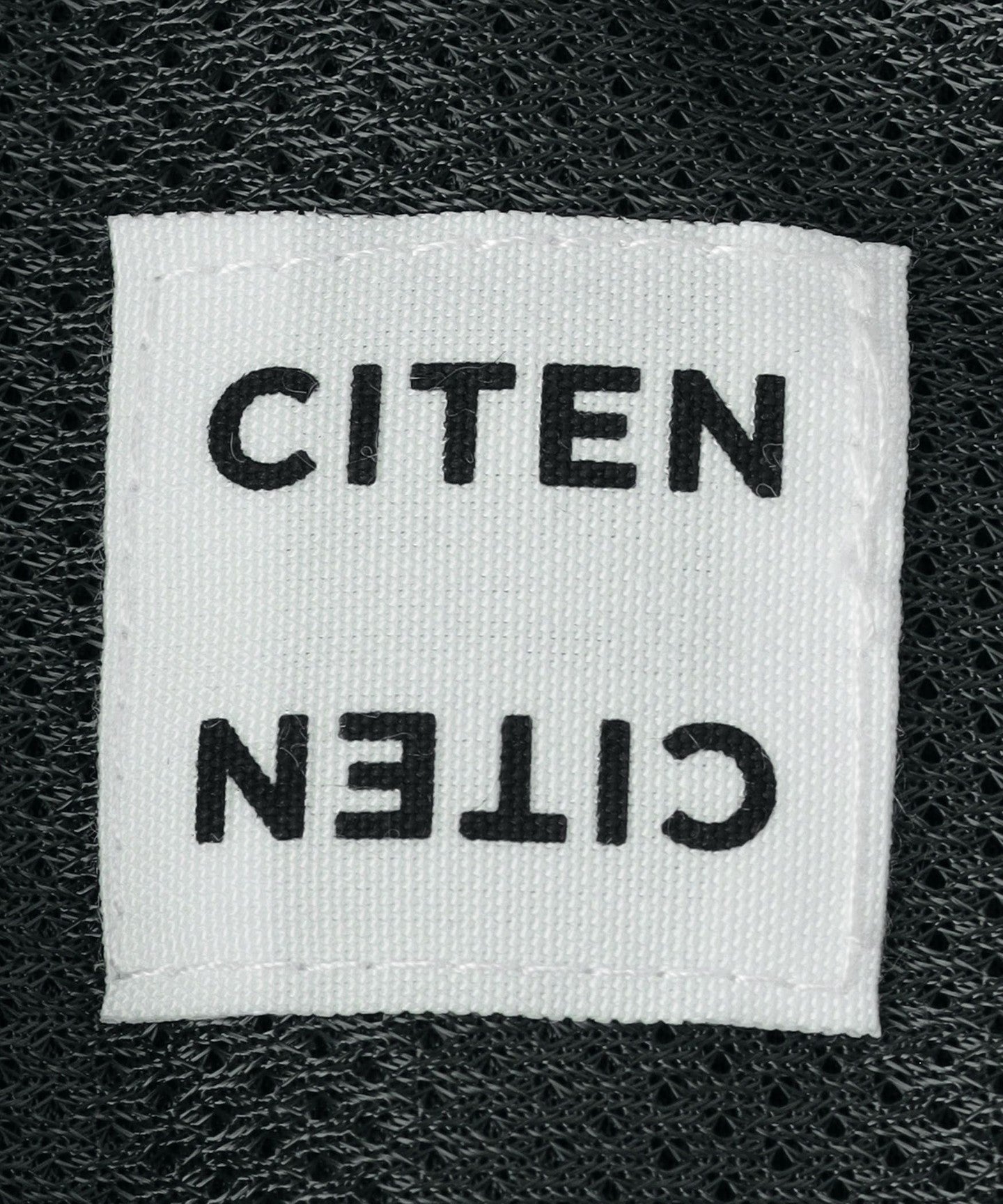 42546990098-d32.jpg