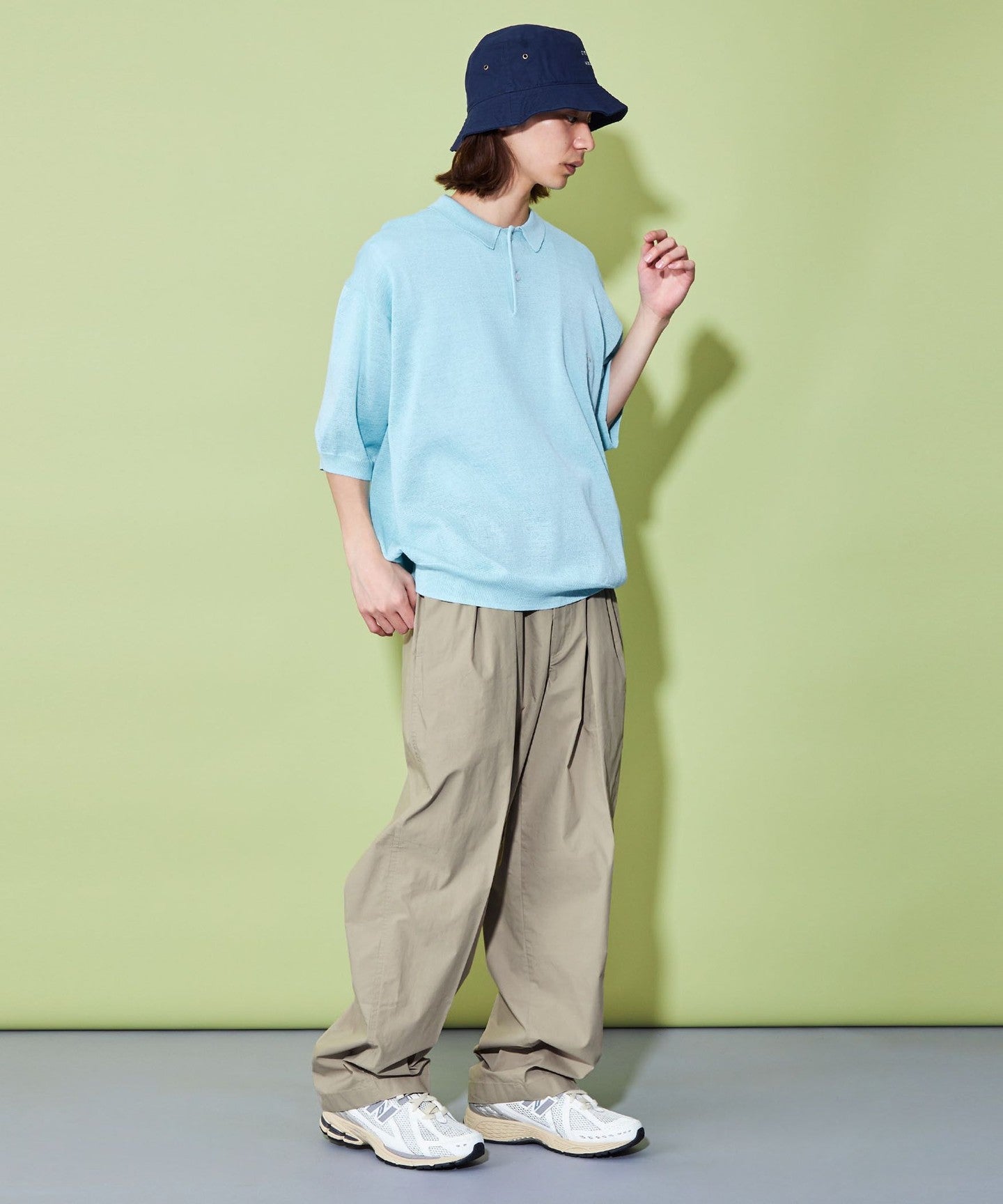 42546990102-d04.jpg