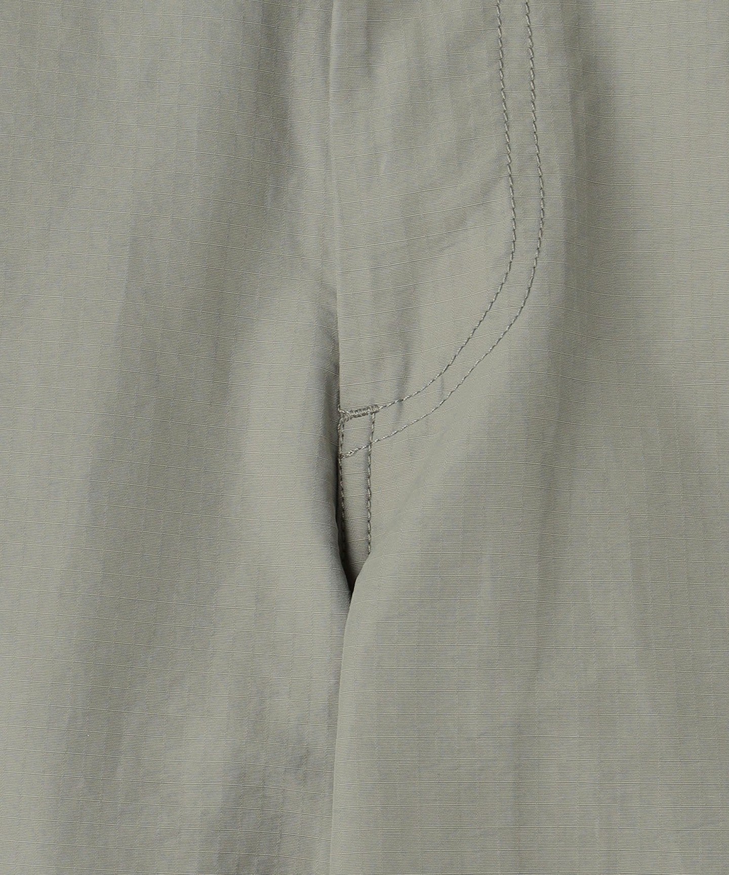 42546990103-d32.jpg