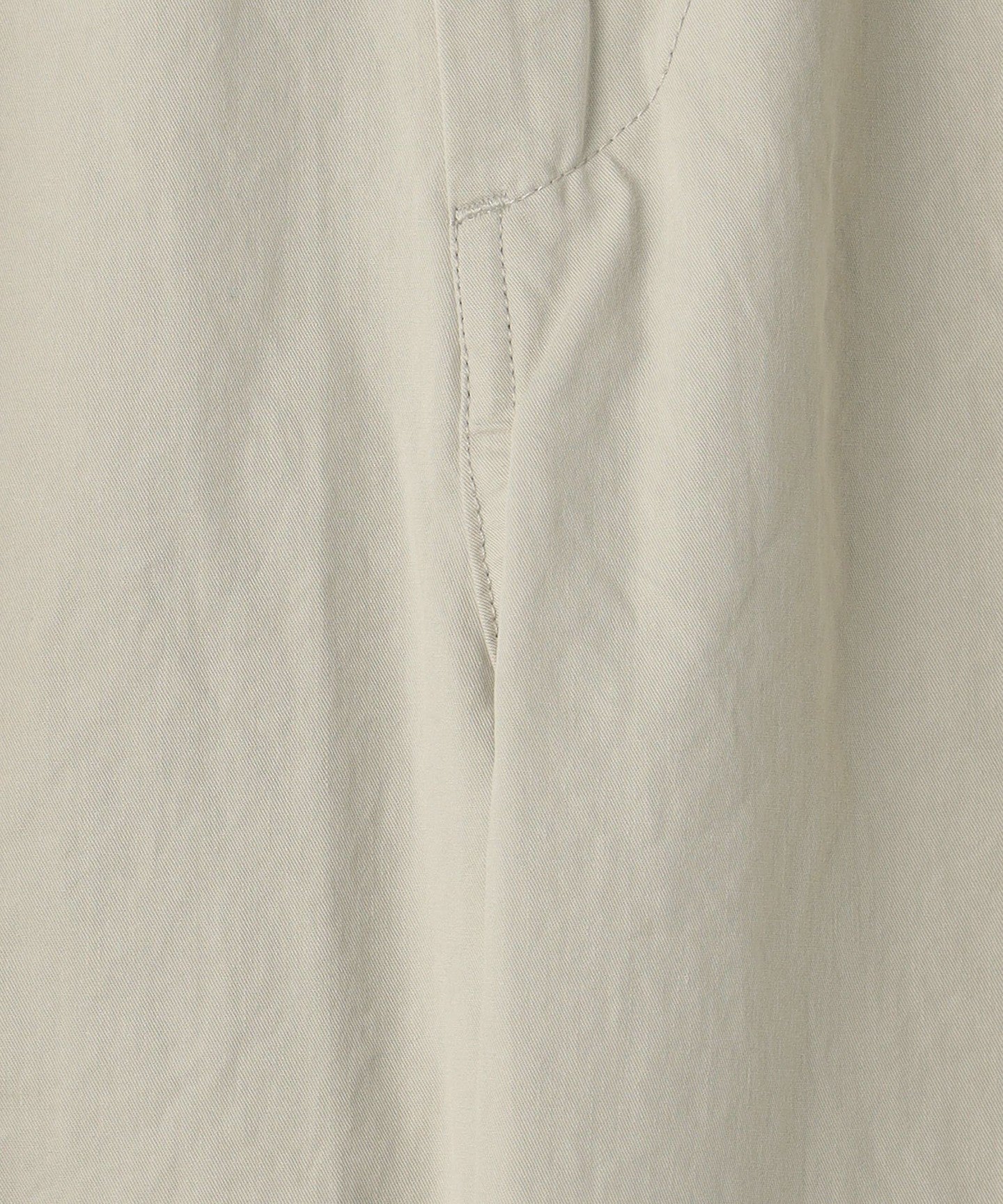 42546990104-d28.jpg
