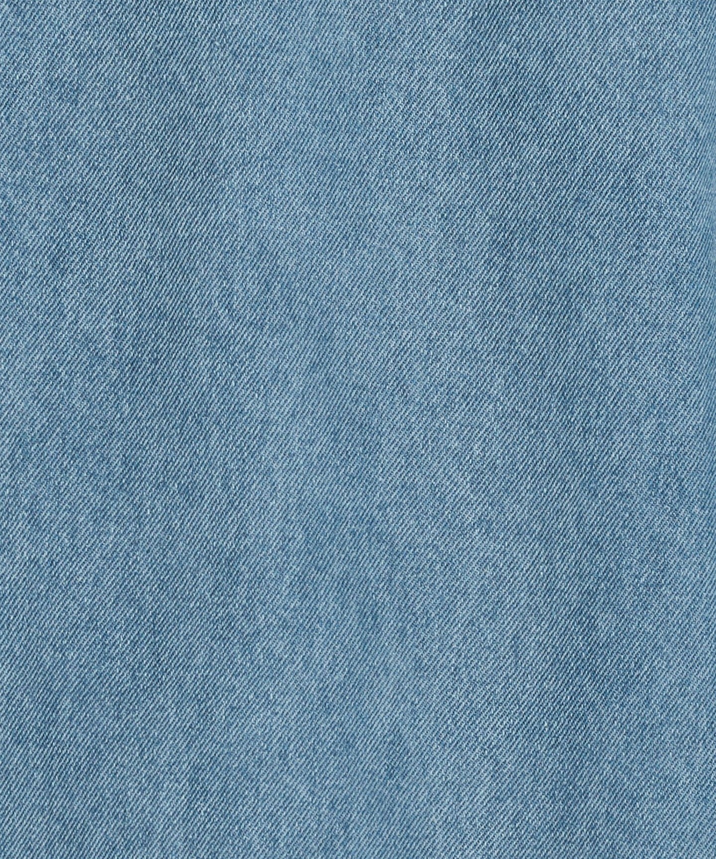 42546990144-d17.jpg