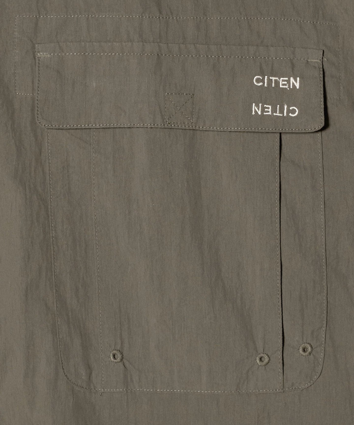 42566000000-d12.jpg