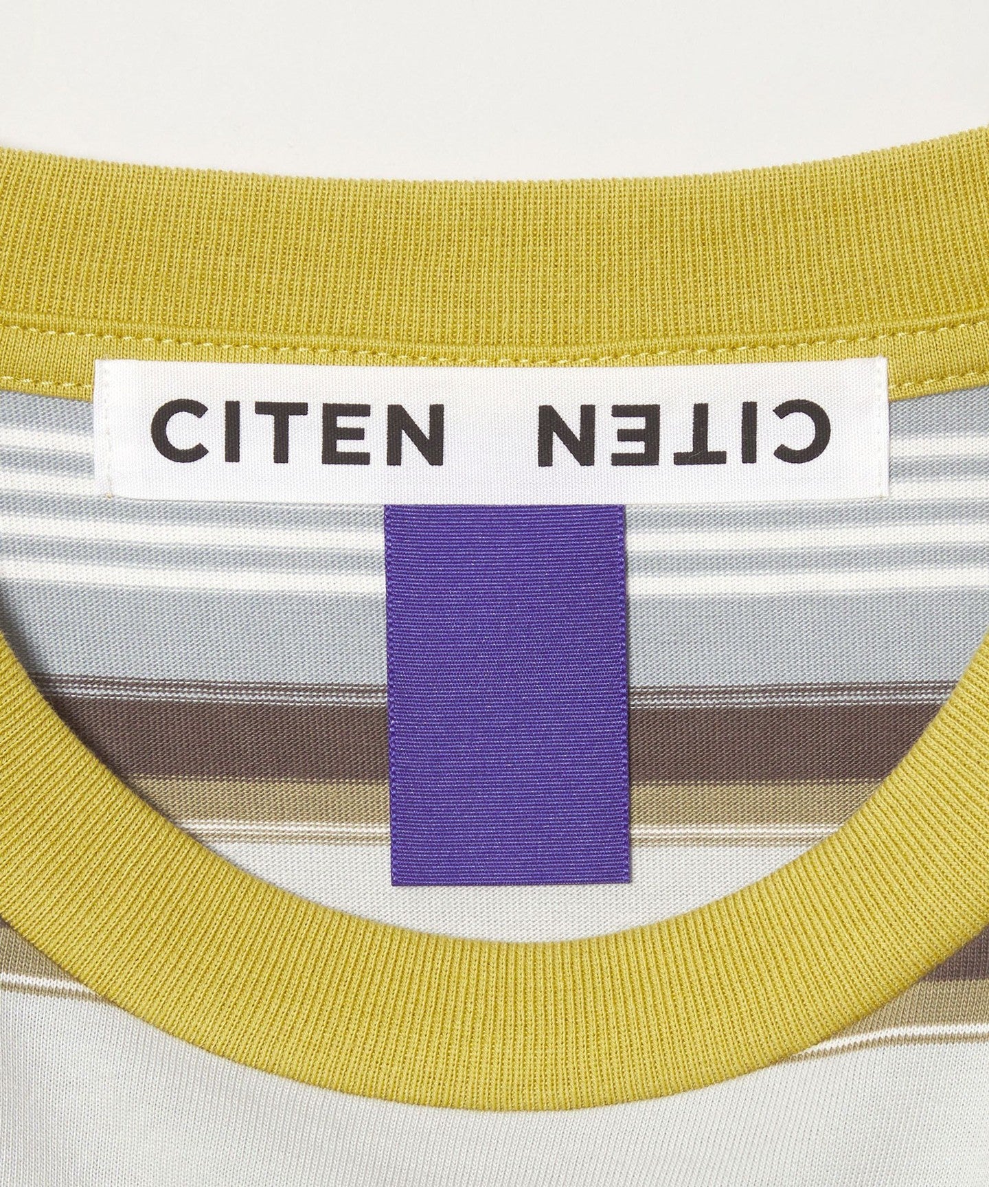42571000009-d20.jpg
