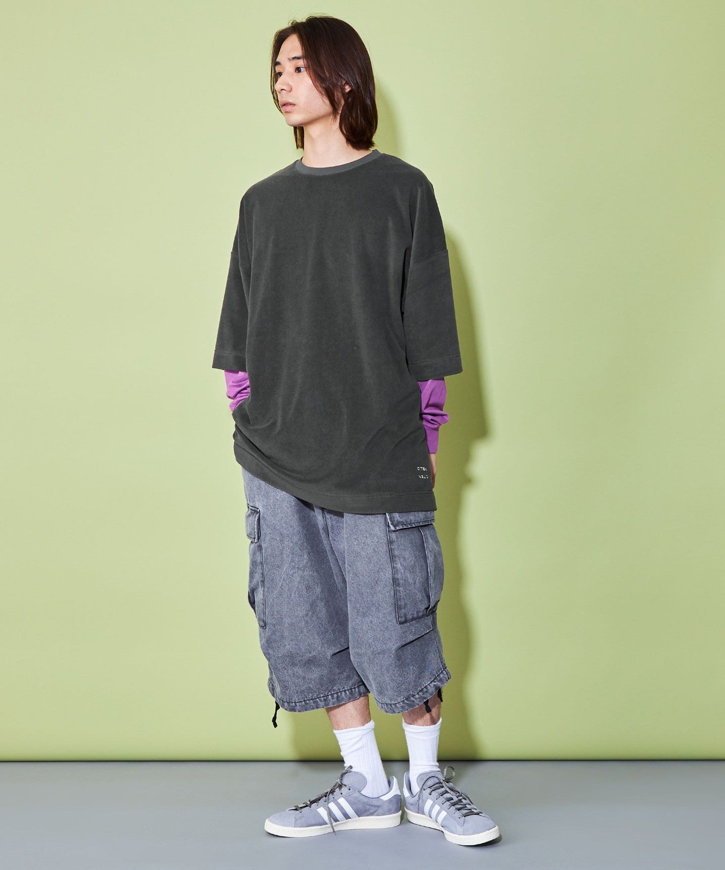 42571400052-d06.jpg