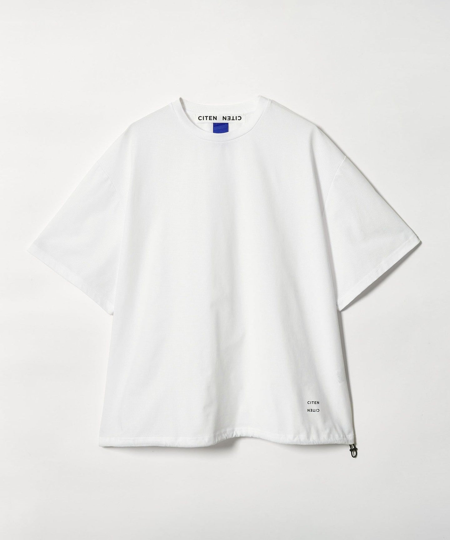 42576000010-d03.jpg