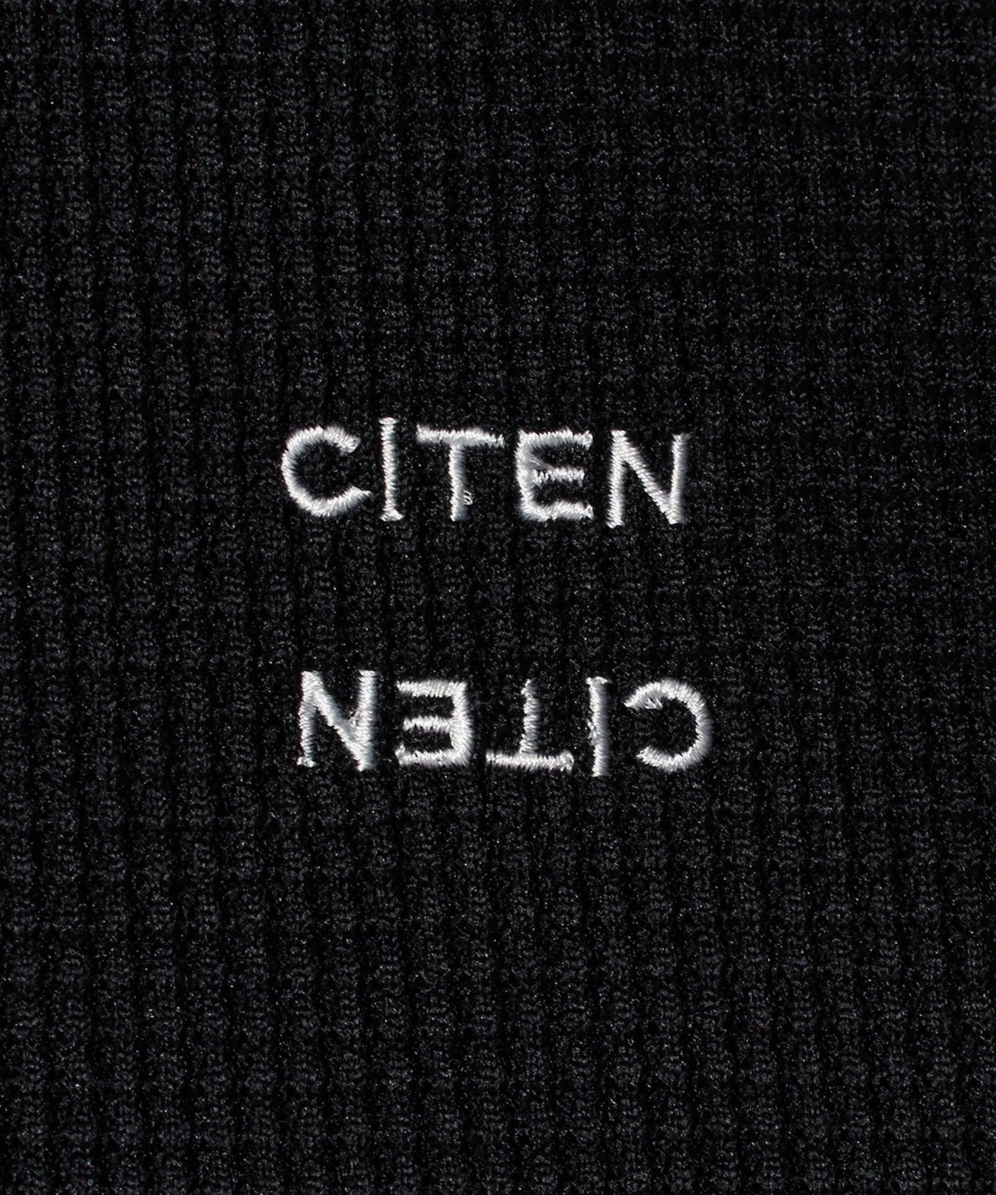 42576000015-d12.jpg