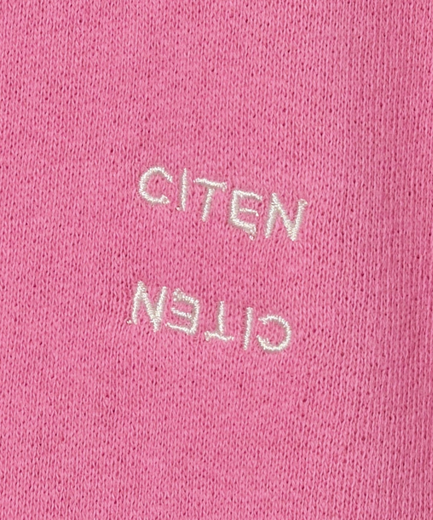 42576990063-d20.jpg