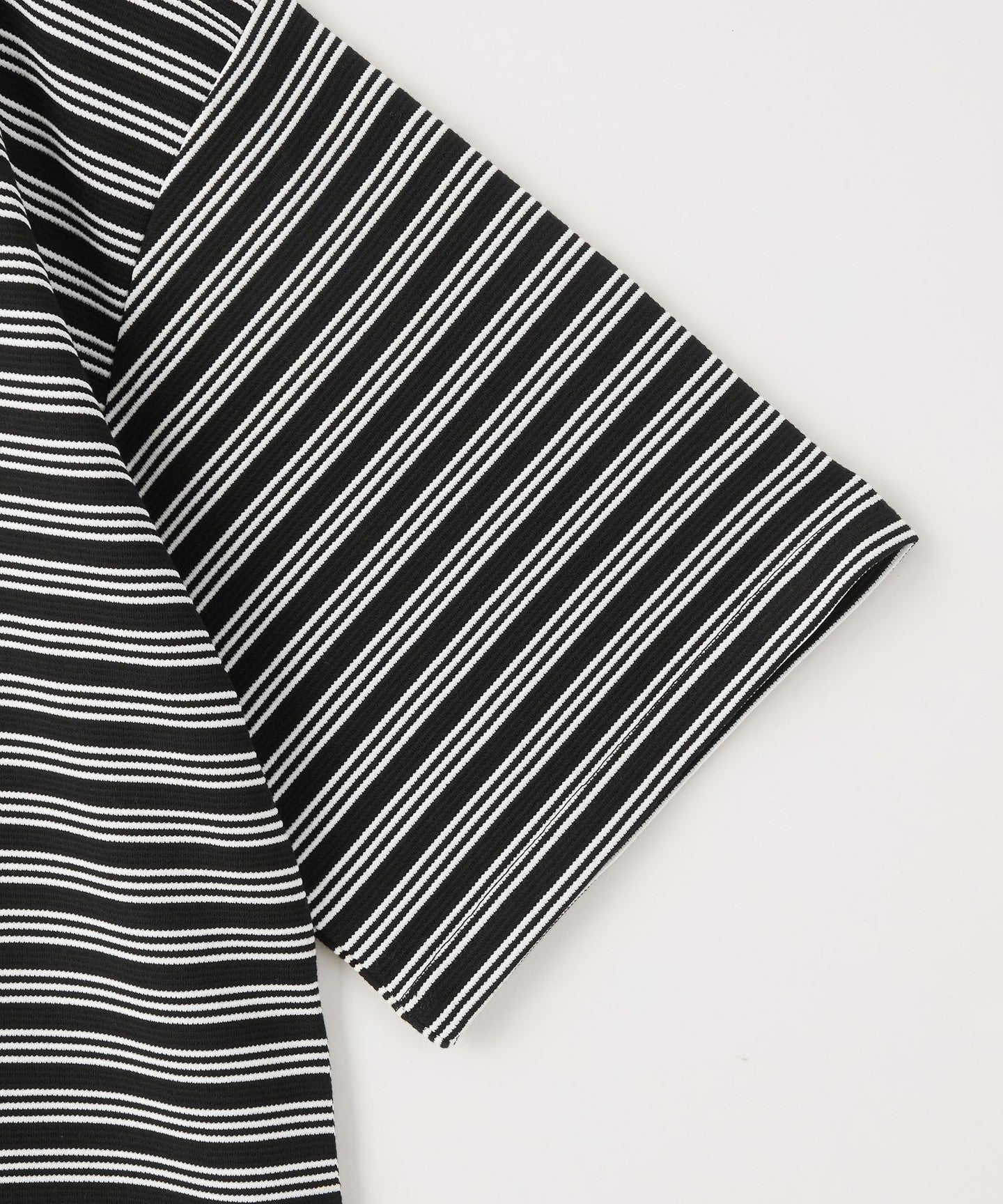 42576990064-d10.jpg
