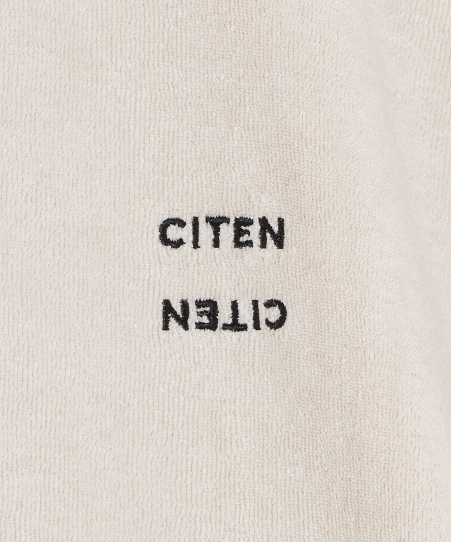 42576990071-d22.jpg