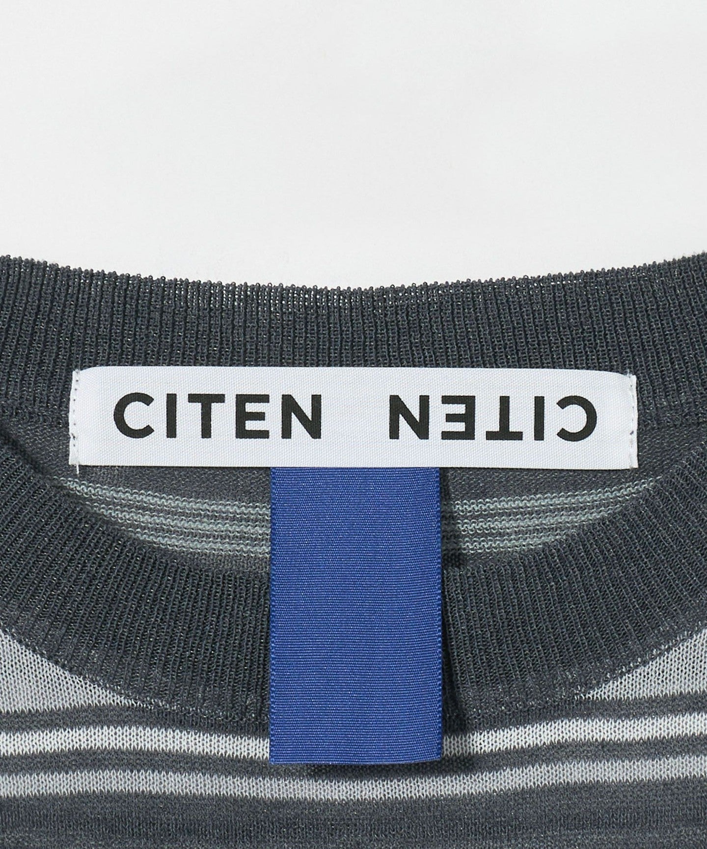 42586990005-d26.jpg