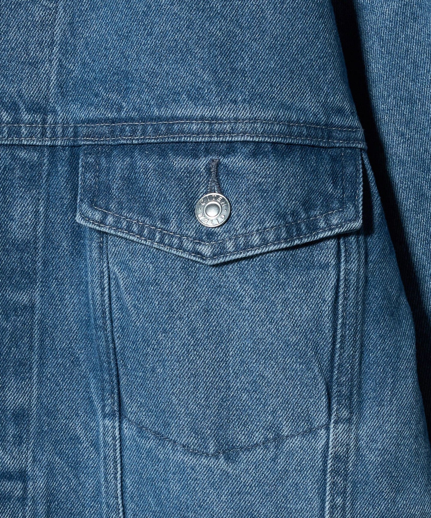 42656000006-d10.jpg