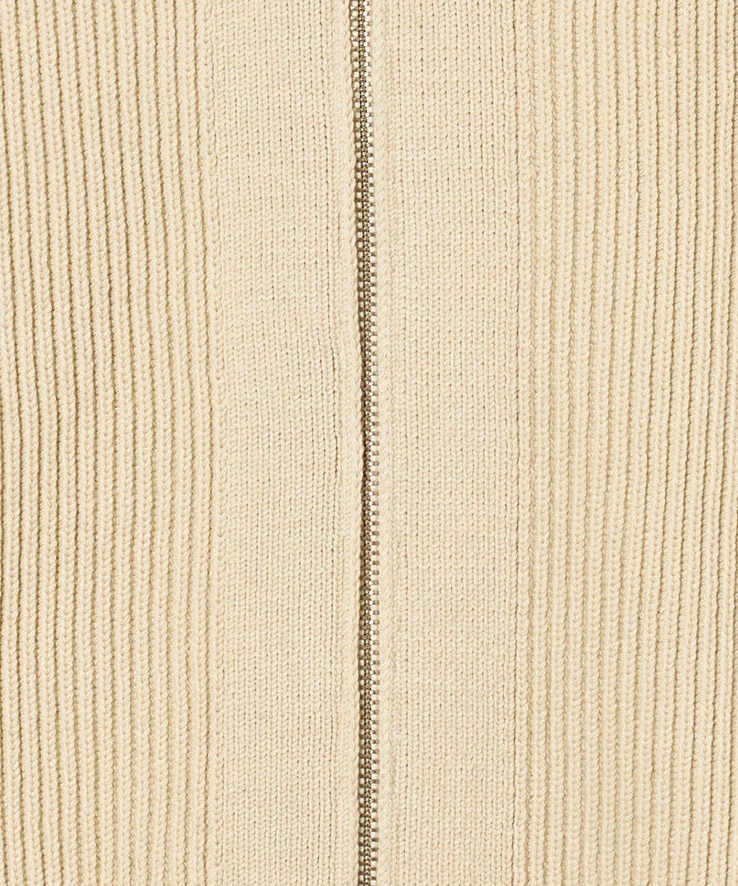 42686990015-d13.jpg