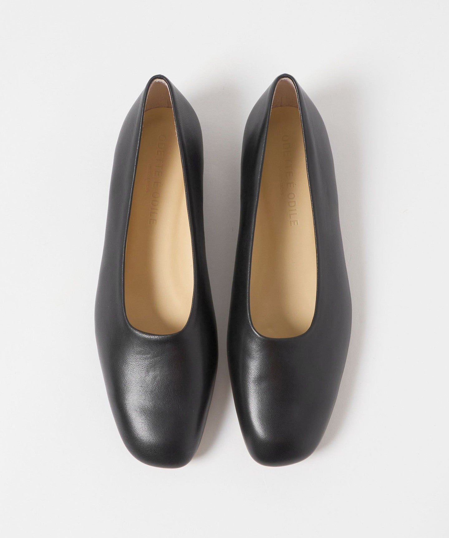 ODETTE É ODILE - UNITED ARROWS