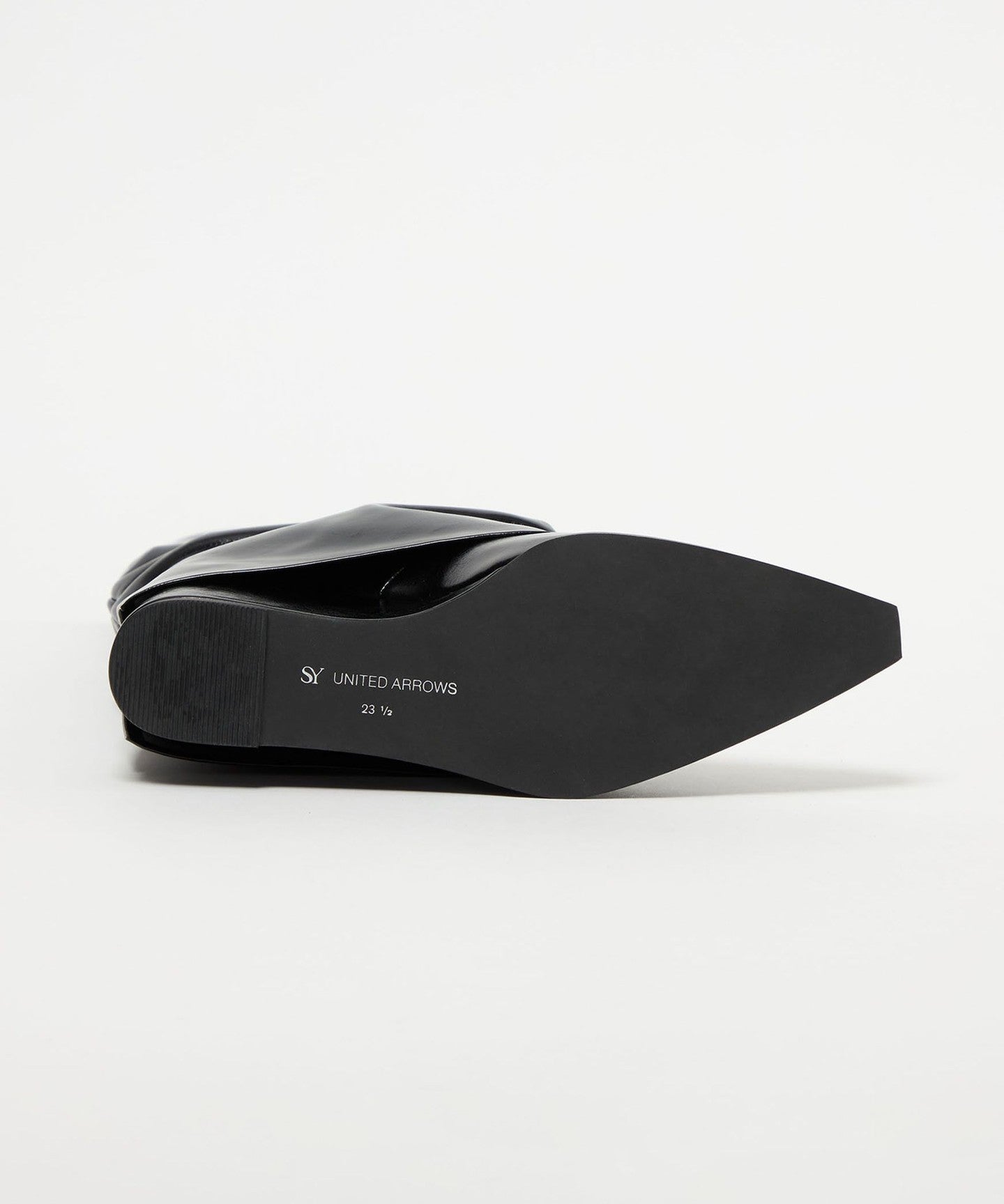 46211000001-d06.jpg