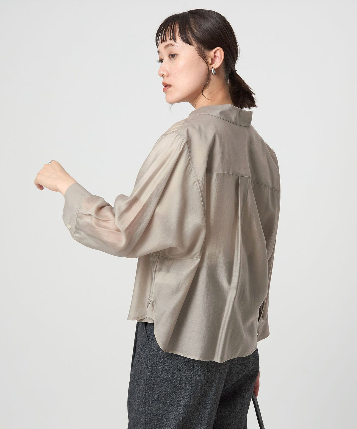 Luftige transparente Langarmbluse
