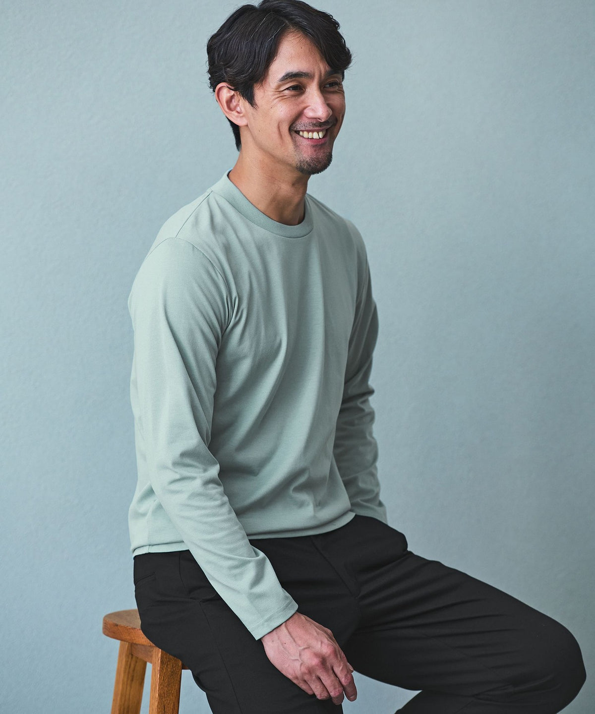 WEB Exclusive JUST fit Crew Neck Long Sleeve T-Shirt - Moisture-Wicking & Anti-Bacterial