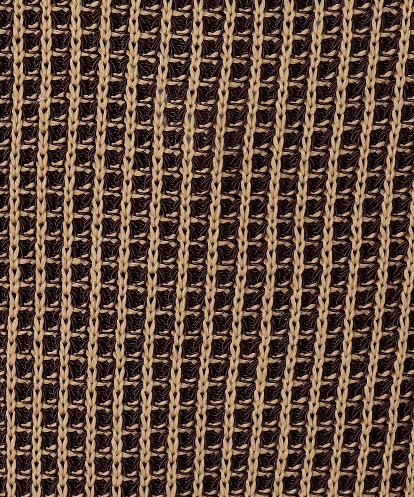 54131050238-d18.jpg