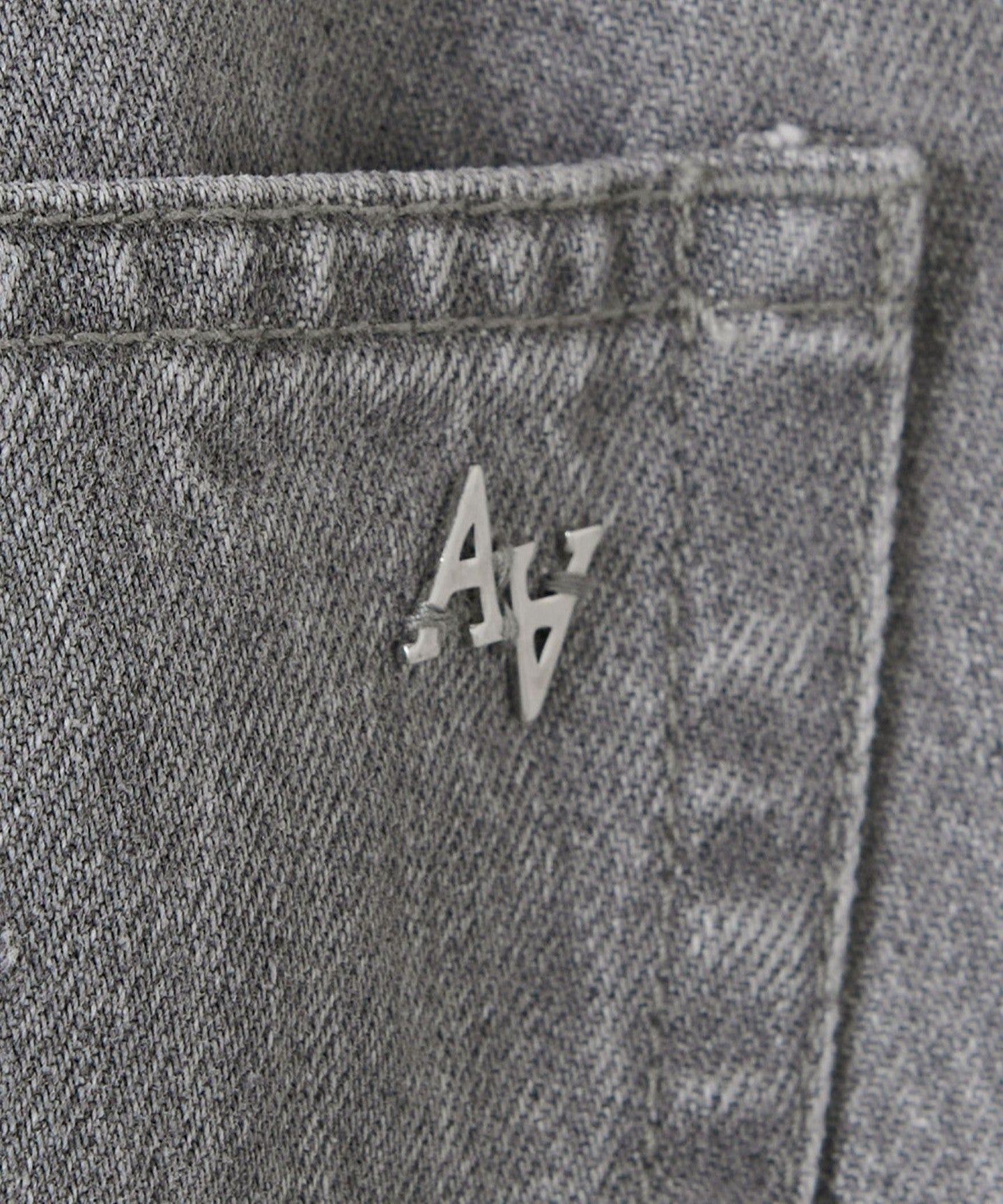 54142990462-d33.jpg