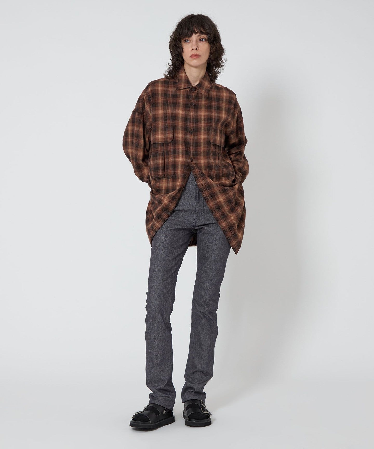 54142990496-d06.jpg